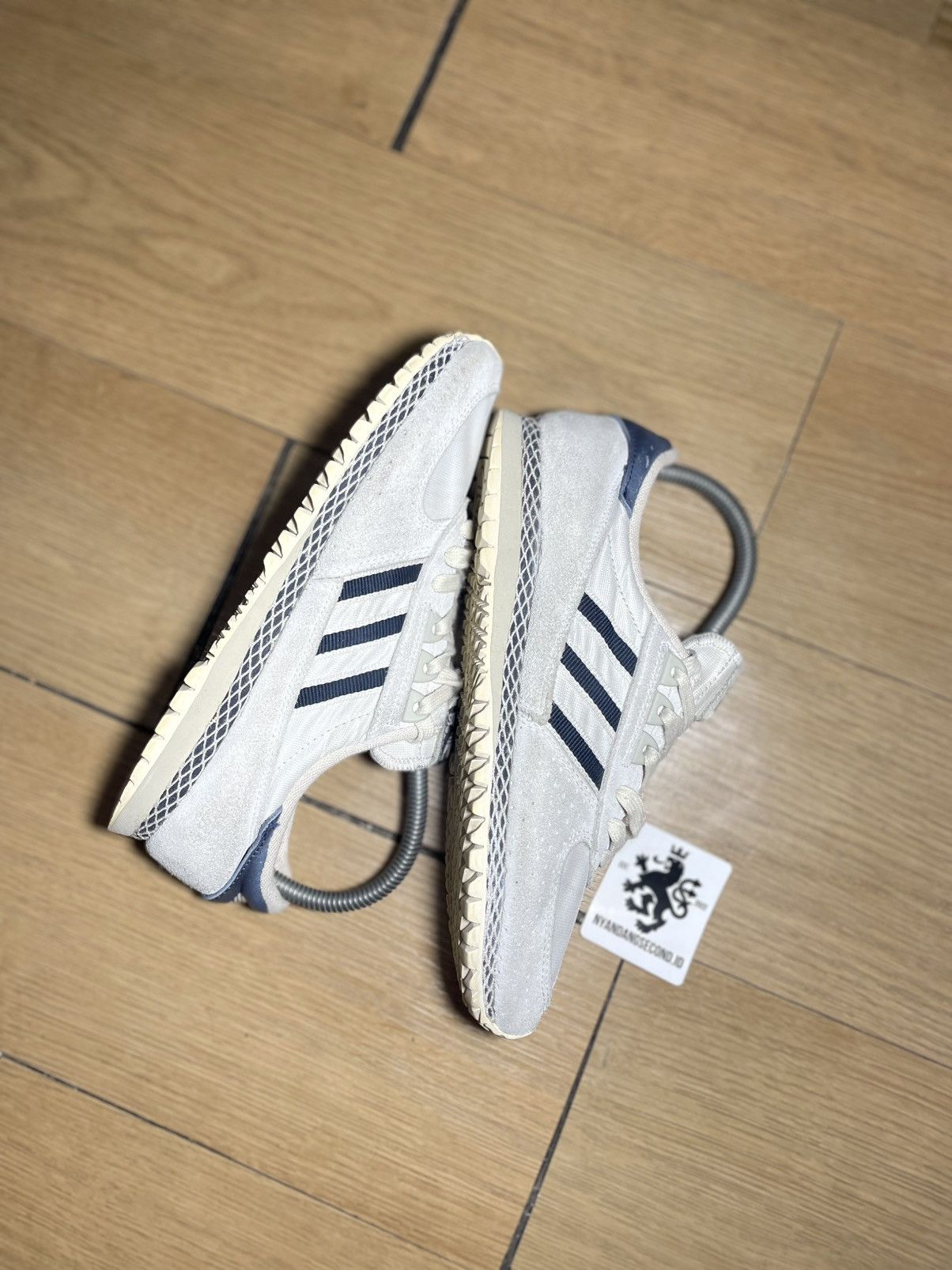Adidas ADIDAS MARATHON Size US 6.5 / EU 39-40 - 1 Thumbnail