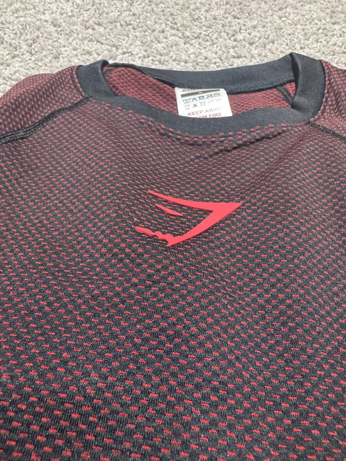 Gymshark Onyx V5 Carmine Red Long-sleeve Compression Shirt Size US S / EU 44-46 / 1 - 6 Thumbnail