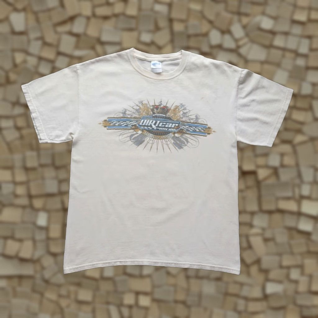 Gildan GILDAN UMP DIRTCAR RACING KING OF DIRT BROWN VTG Y2K 90s RACING MEN SZ M T-SHIRT Size US M / EU 48-50 / 2 - 1 Thumbnail