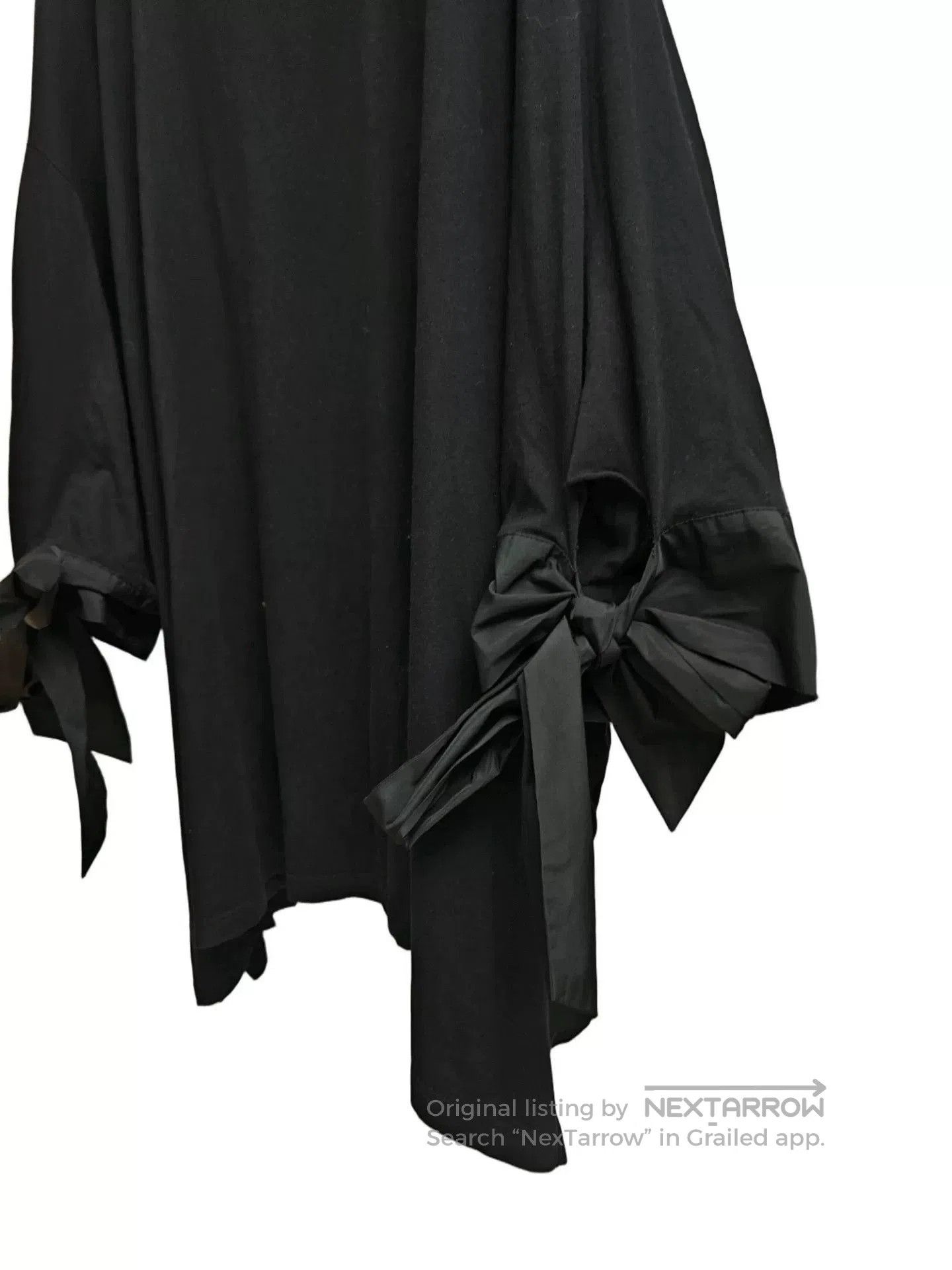 Valentino valentino black long sleeve t-shirt. Size US L / EU 52-54 / 3 - 4 Thumbnail
