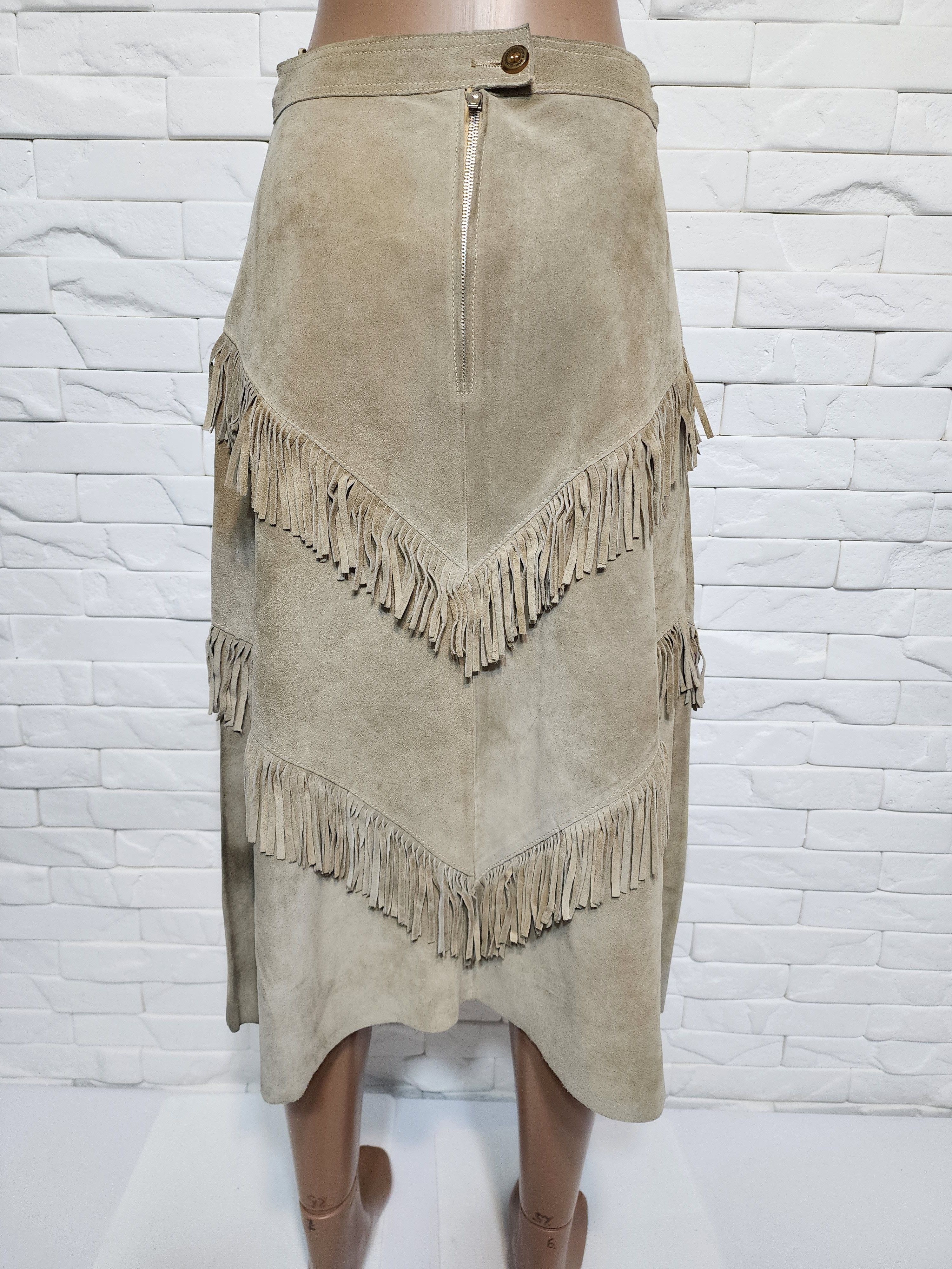 Genuine Leather Beige Suede Leather Skirt: Size 26" / US 2 / IT 38 - 3 Thumbnail