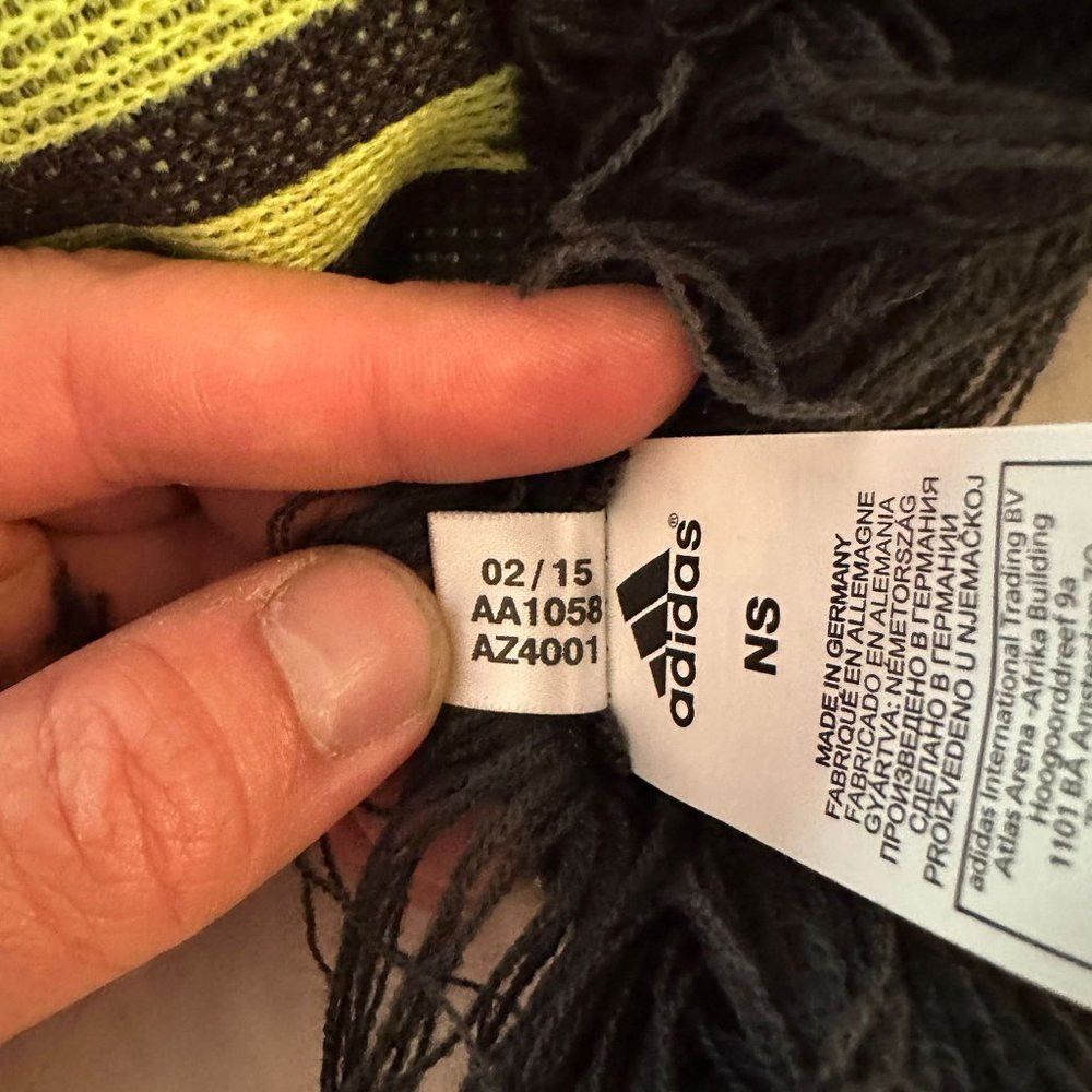 Adidas Adidas Real Madrid Soccer Scarf Size ONE SIZE - 3 Thumbnail