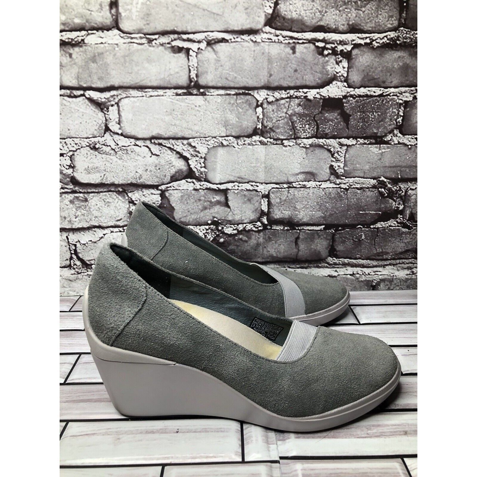 TSUBO Tsubo Damira Gray Suede Comfort Wedge Pumps Career Shoes Wom Size US 8 / IT 38 - 5 Thumbnail