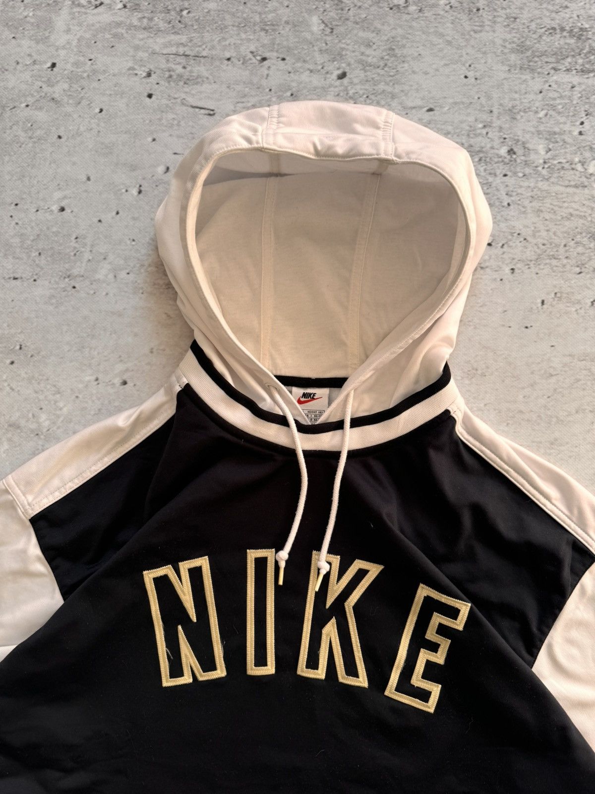 Nike × Vintage NIKE VINTAGE CENTER LOGO OVERSIZE BOXY HOODIE Size US L / EU 52-54 / 3 - 4 Thumbnail