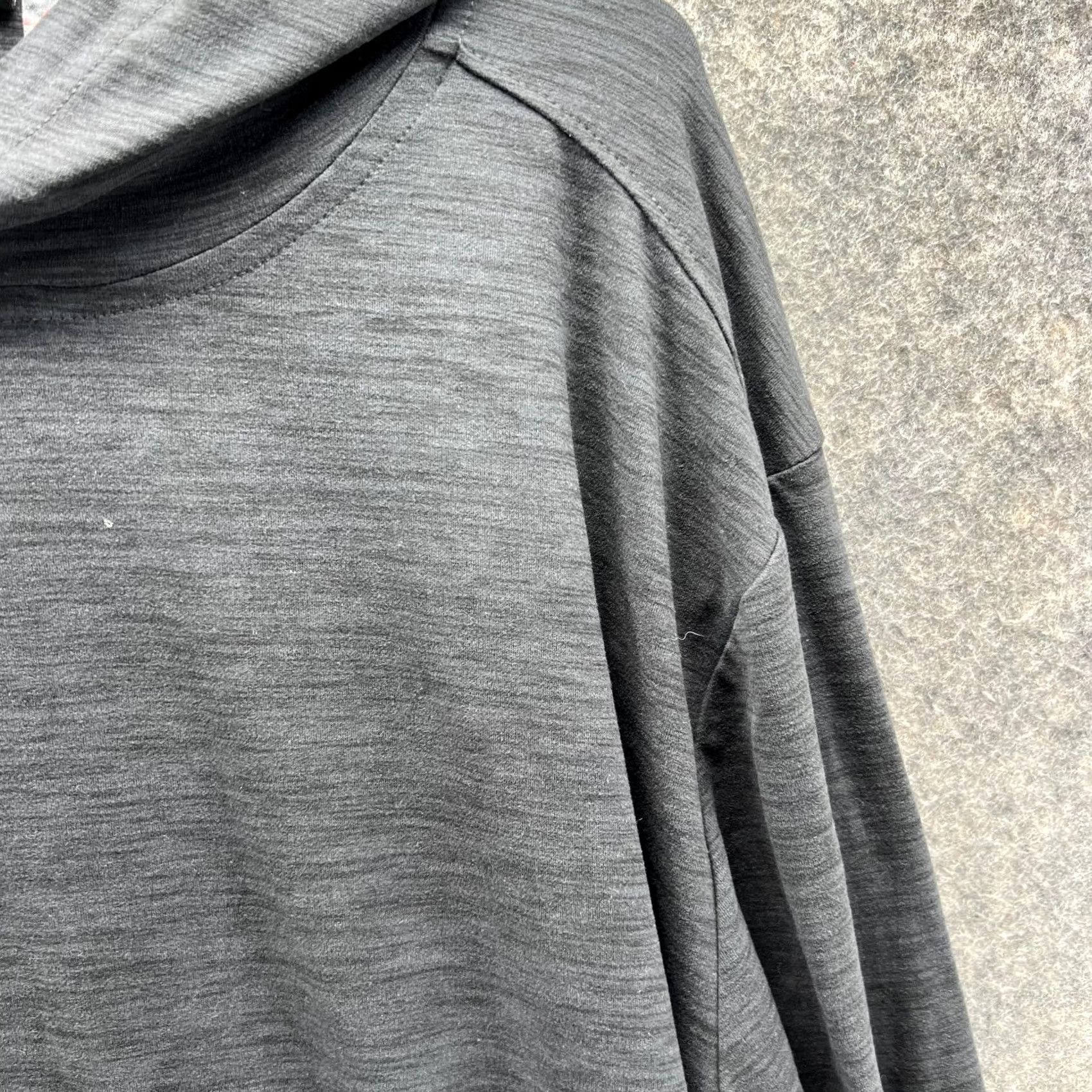 Spyder Spyder Sweater Men XXL Adult Black Hooded Sweatshirt Pullover Polyester Active Regular Size US XXL / EU 58 / 5 - 4 Thumbnail
