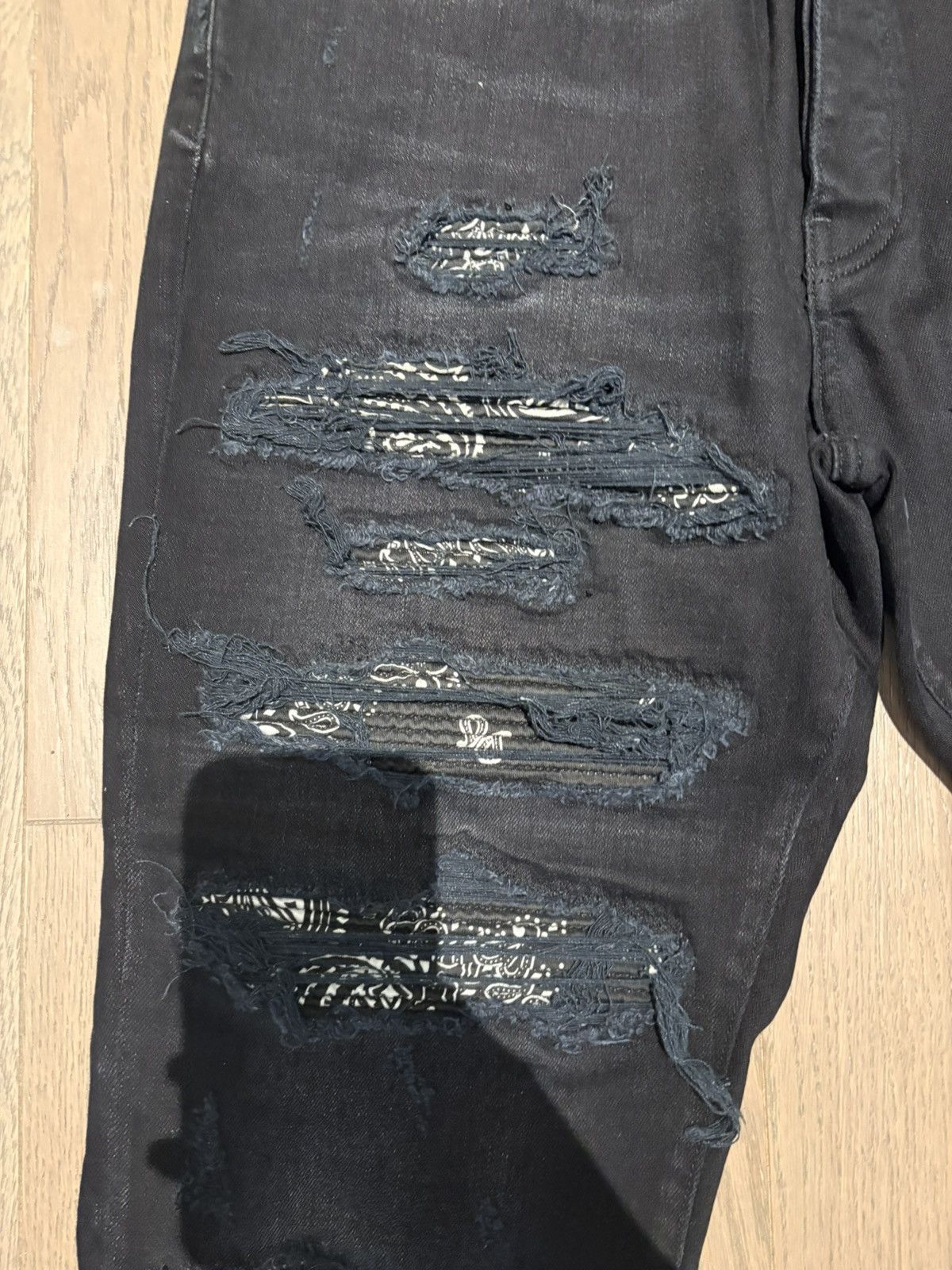 Amiri Amiri BandanaThrasher Jeans Size US 36 / EU 52 - 2 Thumbnail