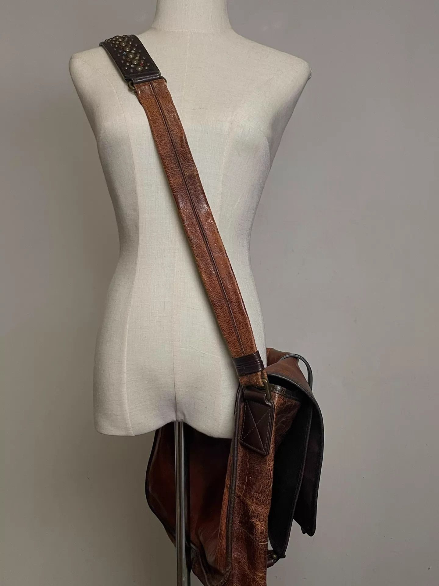 Dolce & Gabbana DG Crackled Gemstone Strap Cowhide Messenger Bag 40x28 Size ONE SIZE - 6 Thumbnail