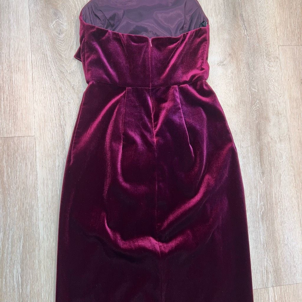 Halo Black Halo, Estelle Smashing Berry High-Low Velvet Halter Bo Size S / US 4 / IT 40 - 6 Thumbnail