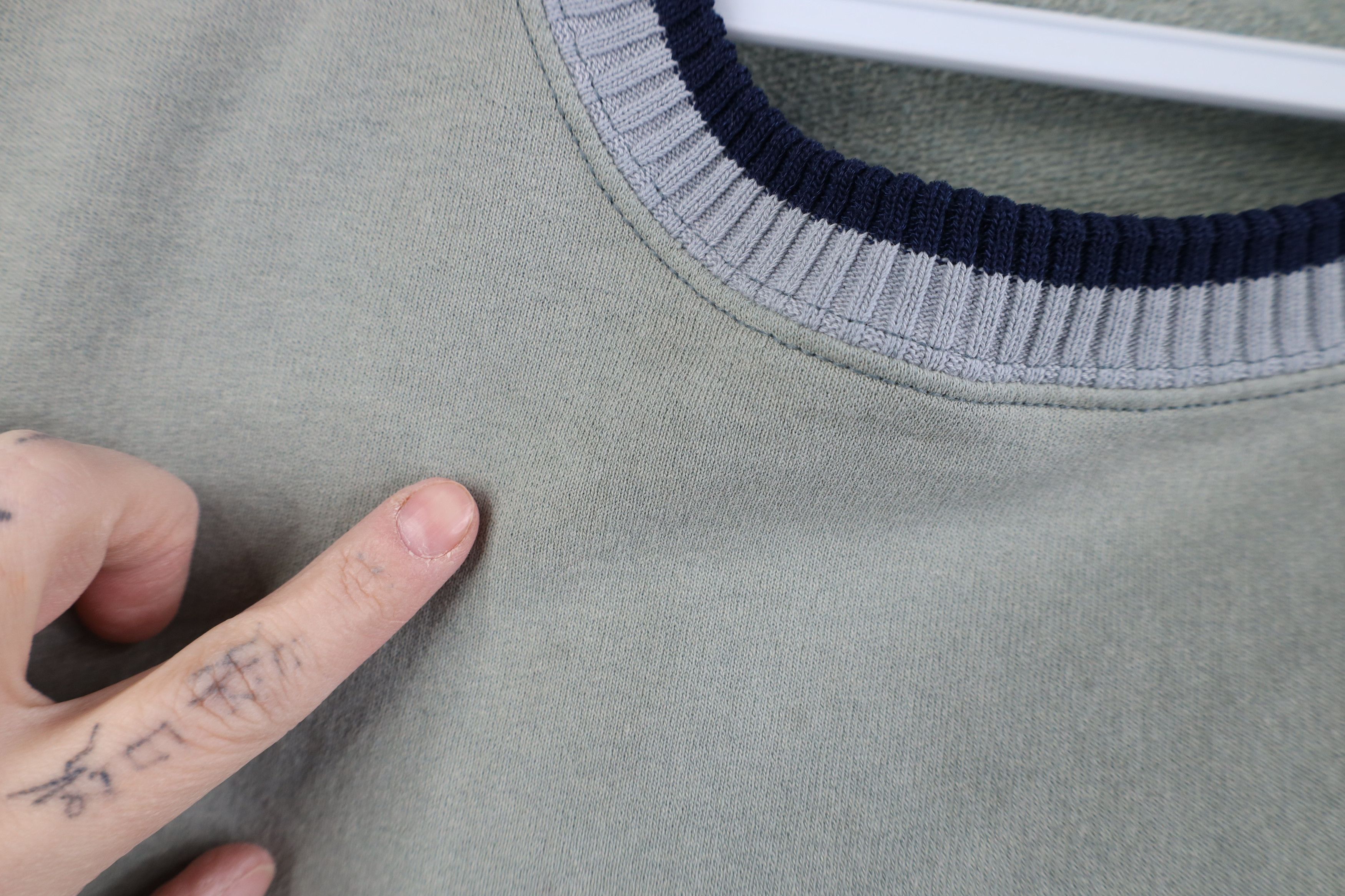 Champion Vintage 90s Champion Spell Crewneck Sweatshirt Light Green Size US XL / EU 56 / 4 - 7 Thumbnail