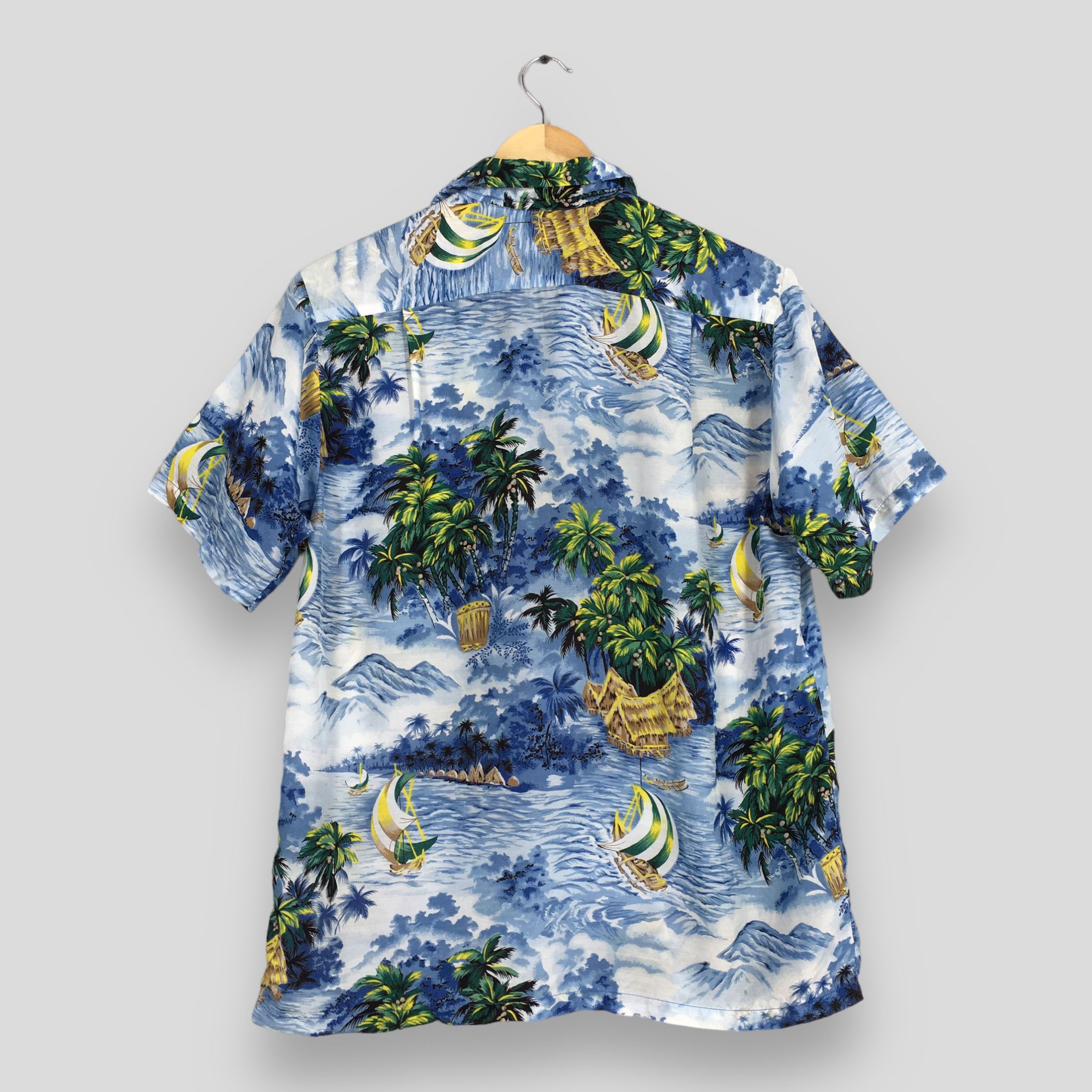 Diamond Head 1960s Diamond Head Sportswear Surfing Beach Rayon Shirt S Size US S / EU 44-46 / 1 - 6 Thumbnail