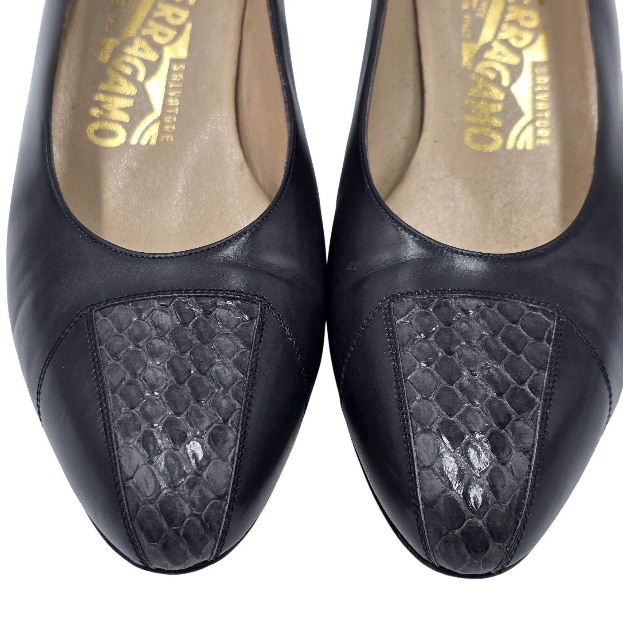 Salvatore Ferragamo Vintage Salvatore Ferragamo Women 9AA Gray Snakeskin Leather Size US 9 / IT 39 - 2 Thumbnail