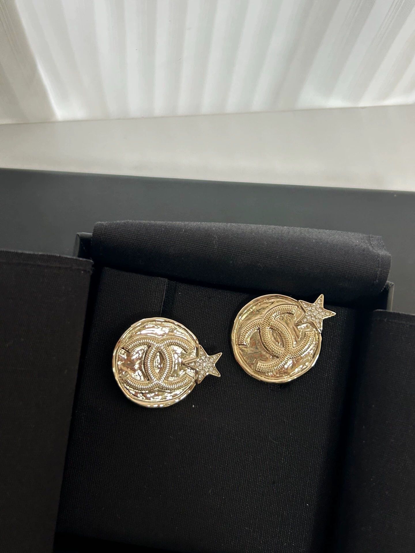 Chanel Chanel Star Coin Earrings New Size ONE SIZE - 2 Thumbnail