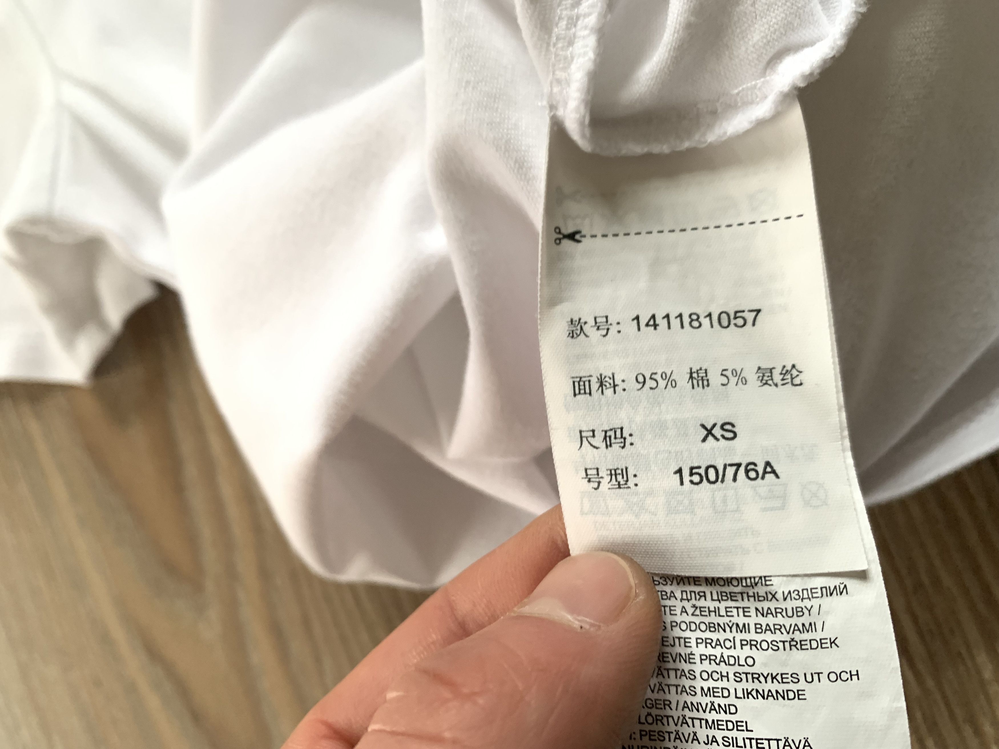 Mercedes-Benz × Tommy Hilfiger AMG Petronas Motorsport Racing White T Shirt Size XS / US 0-2 / IT 36-38 - 8 Thumbnail