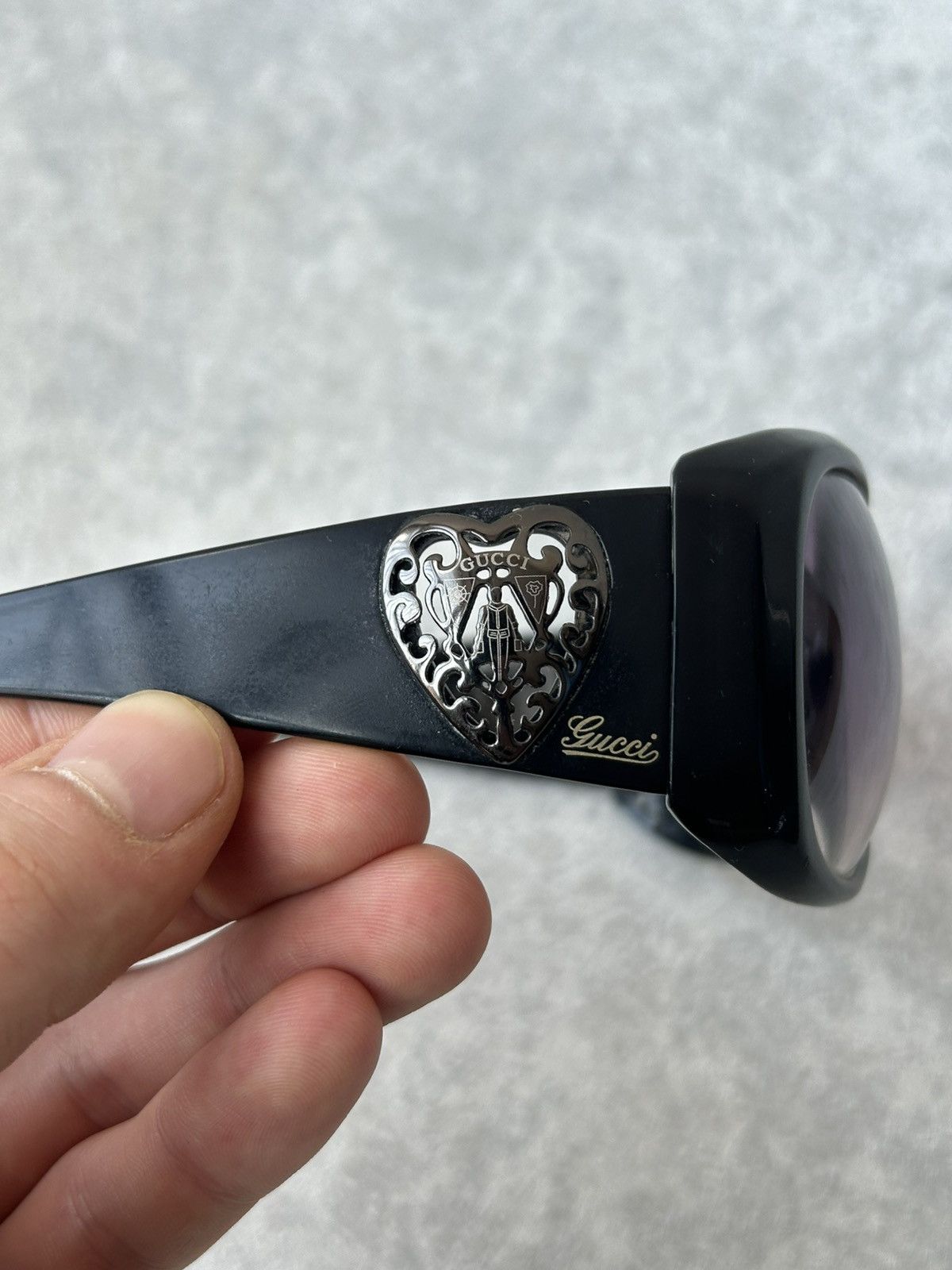 Gucci Gucci GG3057S Heart Logo Sunglasses Size ONE SIZE - 3 Thumbnail