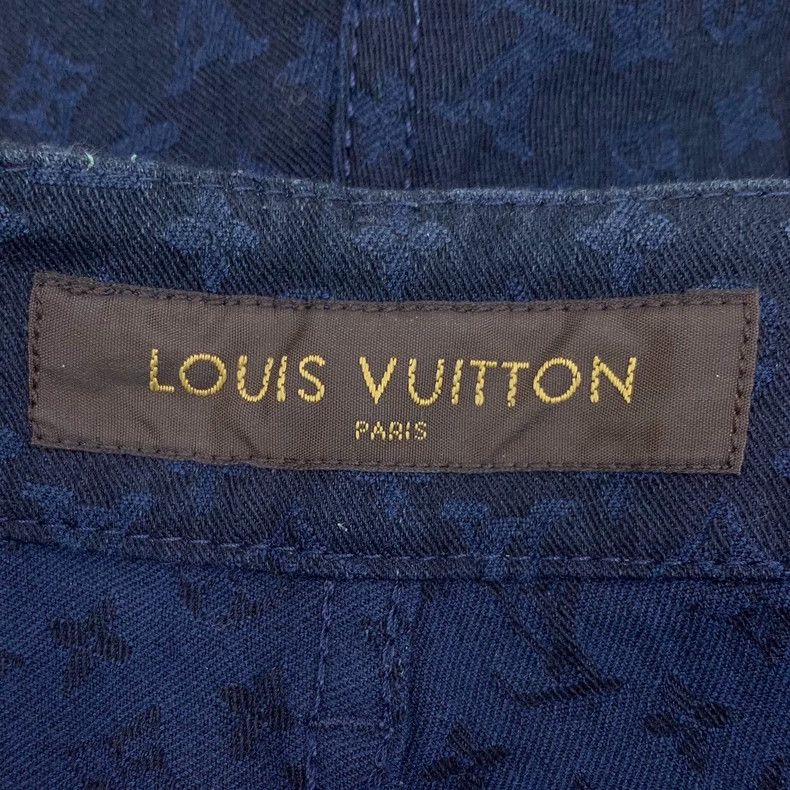 Louis Vuitton Louis Vuitton Navy logo embossed full-print cotton slacks Size US 42 / EU 58 - 5 Thumbnail