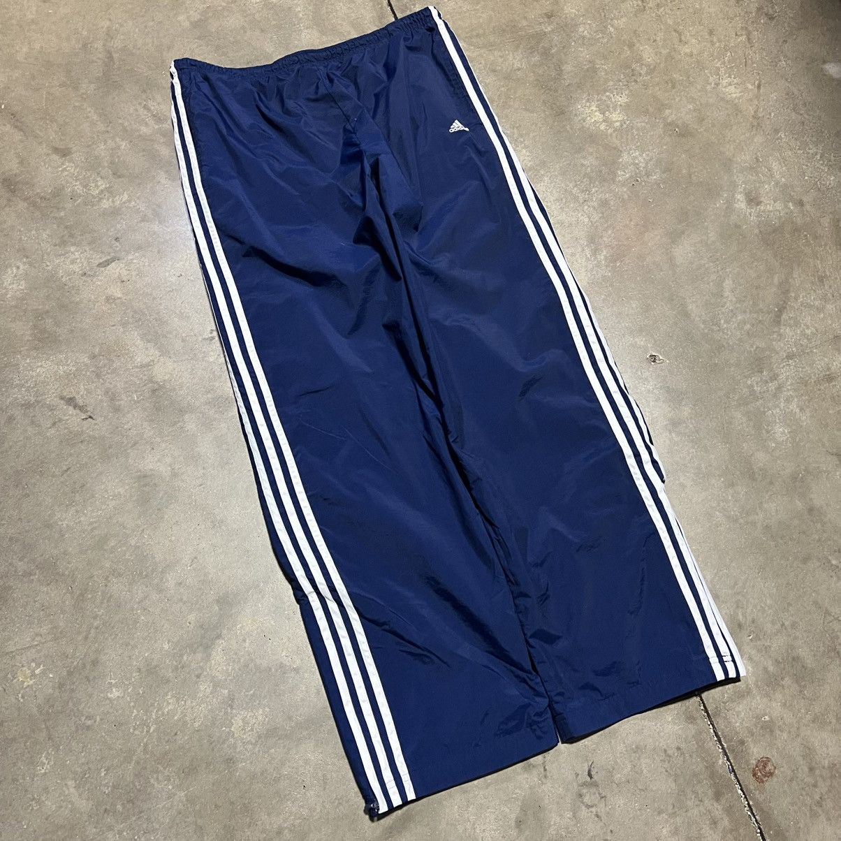 Adidas Vintage Adidas Track Pants Wide Leg Baggy Warm Up 3 Stripe Size US 34 / EU 50 - 4 Thumbnail