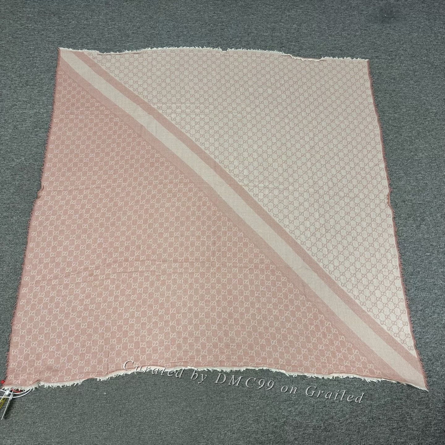 Gucci Gucci All-Over Print Square Silk Scarf 140cm Size ONE SIZE - 1 Thumbnail