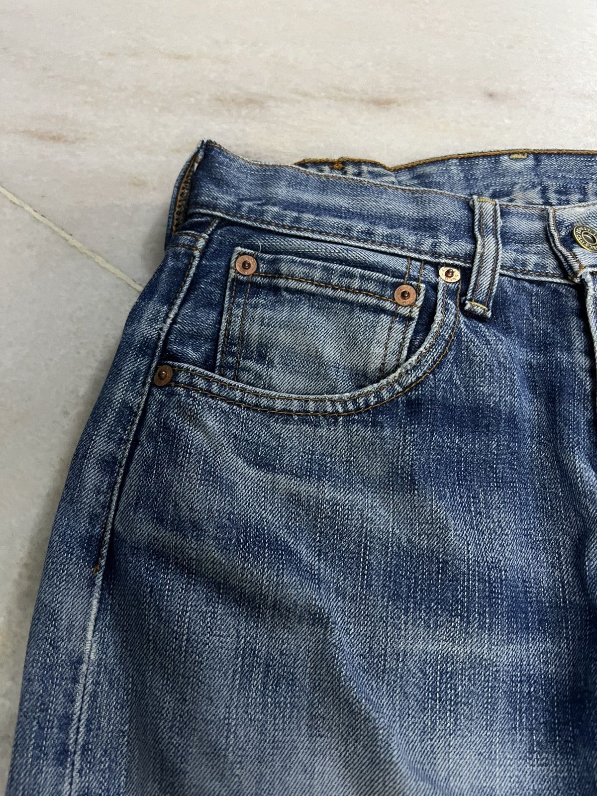 Levi's × Levi's Vintage Clothing 💥Baggy💥Vintage Levis 504 Light Wash Distress Jean Size US 27 - 8 Thumbnail