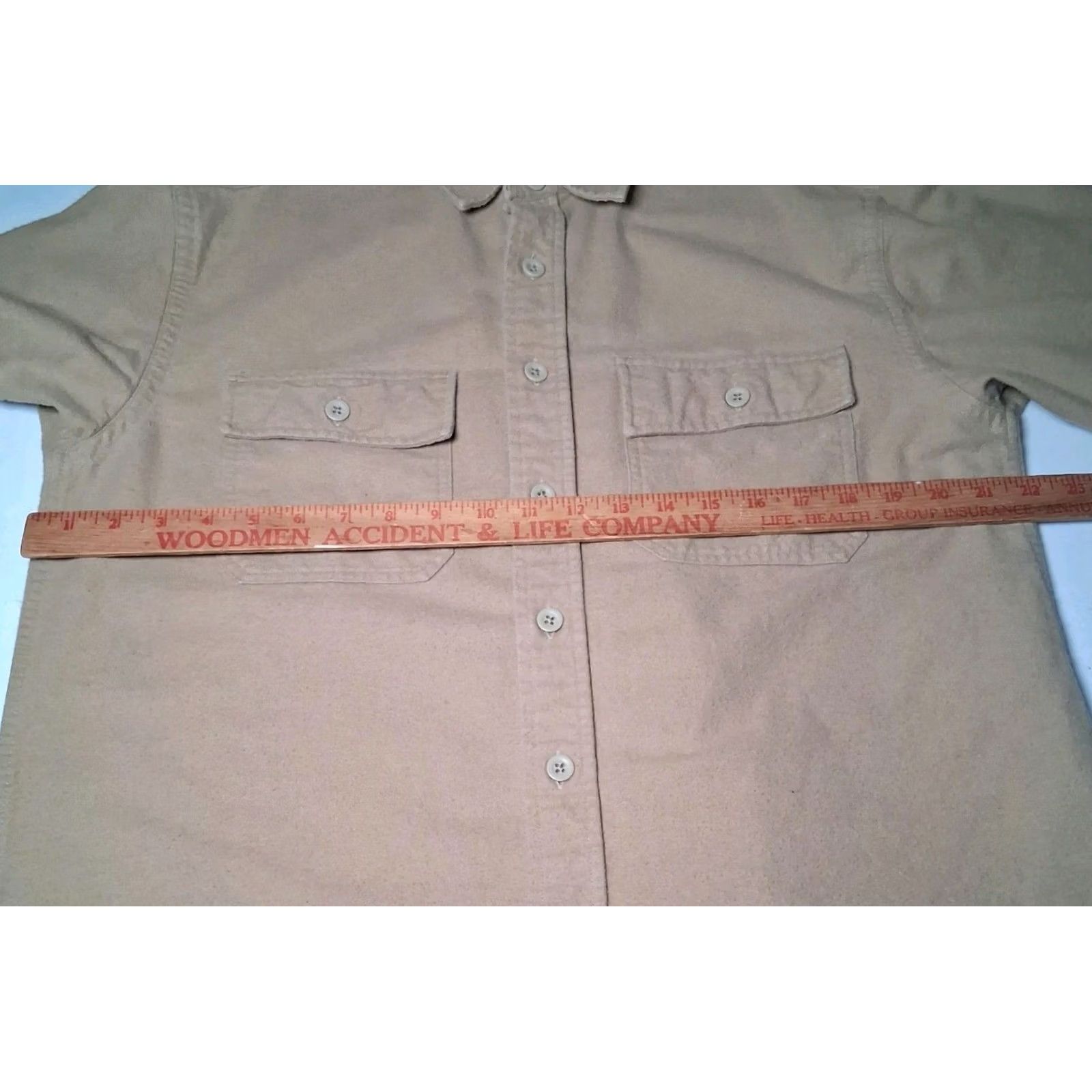 Vintage VINTAGE LL Bean Chamois Flannel Shirt Men MED REG Workwear Tan Outdoors Work 0 MT03 Size US M / EU 48-50 / 2 - 5 Thumbnail