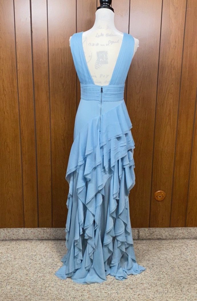 Alice + Olivia Alice + Olivia Asymmetric Ruffled Maxi Dress size 4 Size S / US 4 / IT 40 - 10 Thumbnail