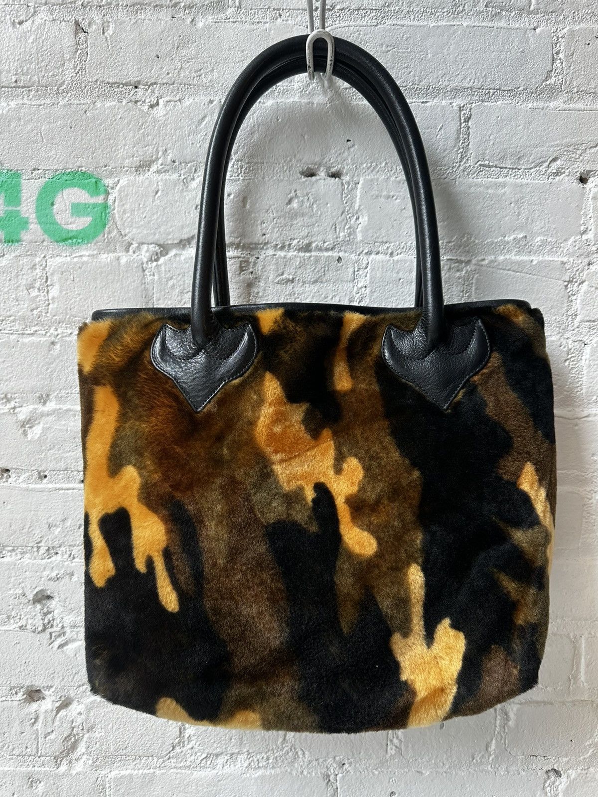 Chrome Hearts CHROME HEARTS CAMO SHEARLING FUR CROSS PATCH BAG Size ONE SIZE - 5 Thumbnail