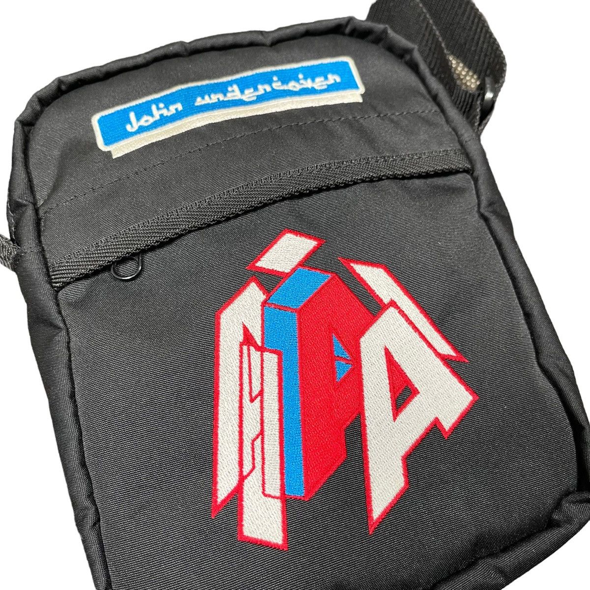 Jun Takahashi × Undercover John Undercover Arabic A Nylon Shoulder Bag Size ONE SIZE - 5 Thumbnail