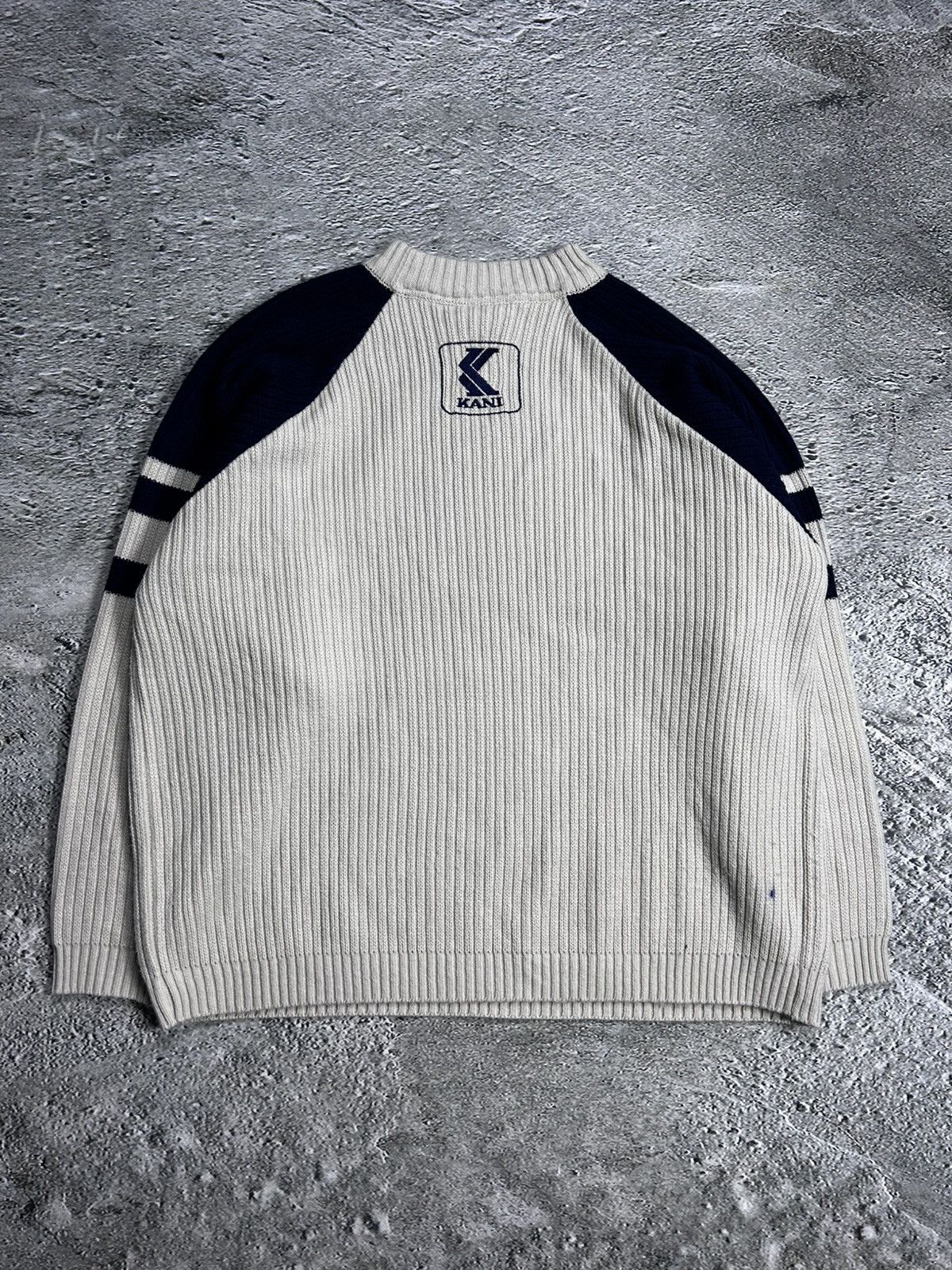 Karl Kani Karl Kani vintage sweater beige big logo spell out Size US XL / EU 56 / 4 - 7 Thumbnail