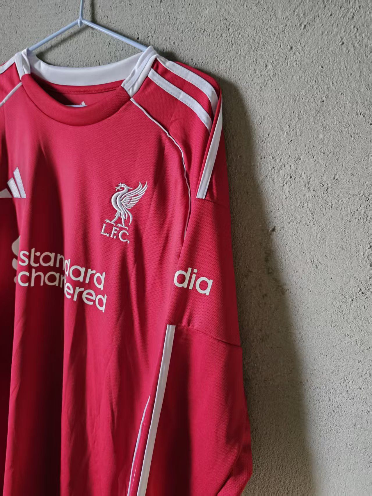 Other 2025 26 Liverpool #Mohamed Salah Jersey Longsleeve Size US S / EU 44-46 / 1 - 5 Thumbnail