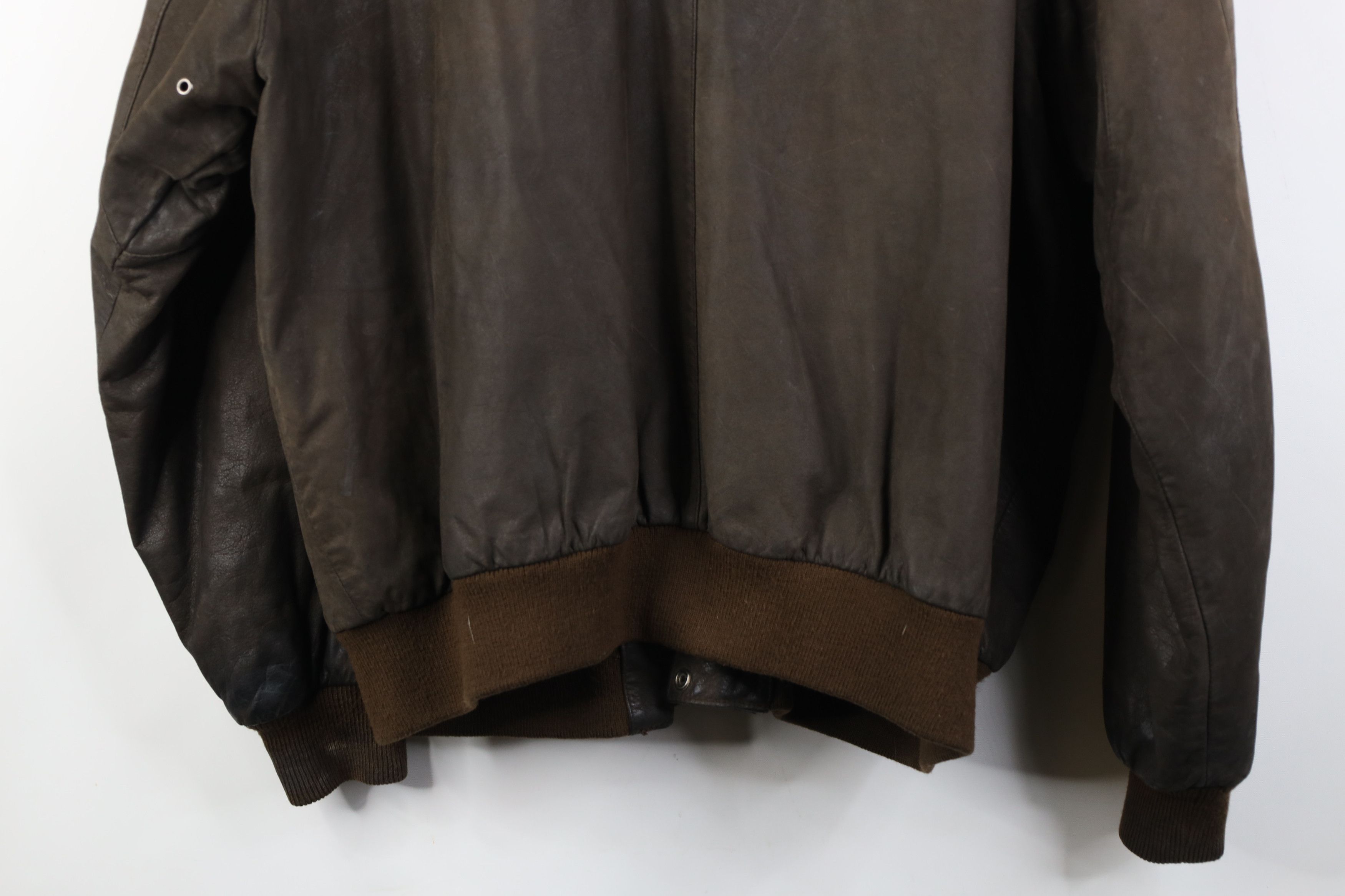 Vintage Vintage 90s Streetwear Leather Flight Bomber Jacket Brown Size US XL / EU 56 / 4 - 17 Thumbnail