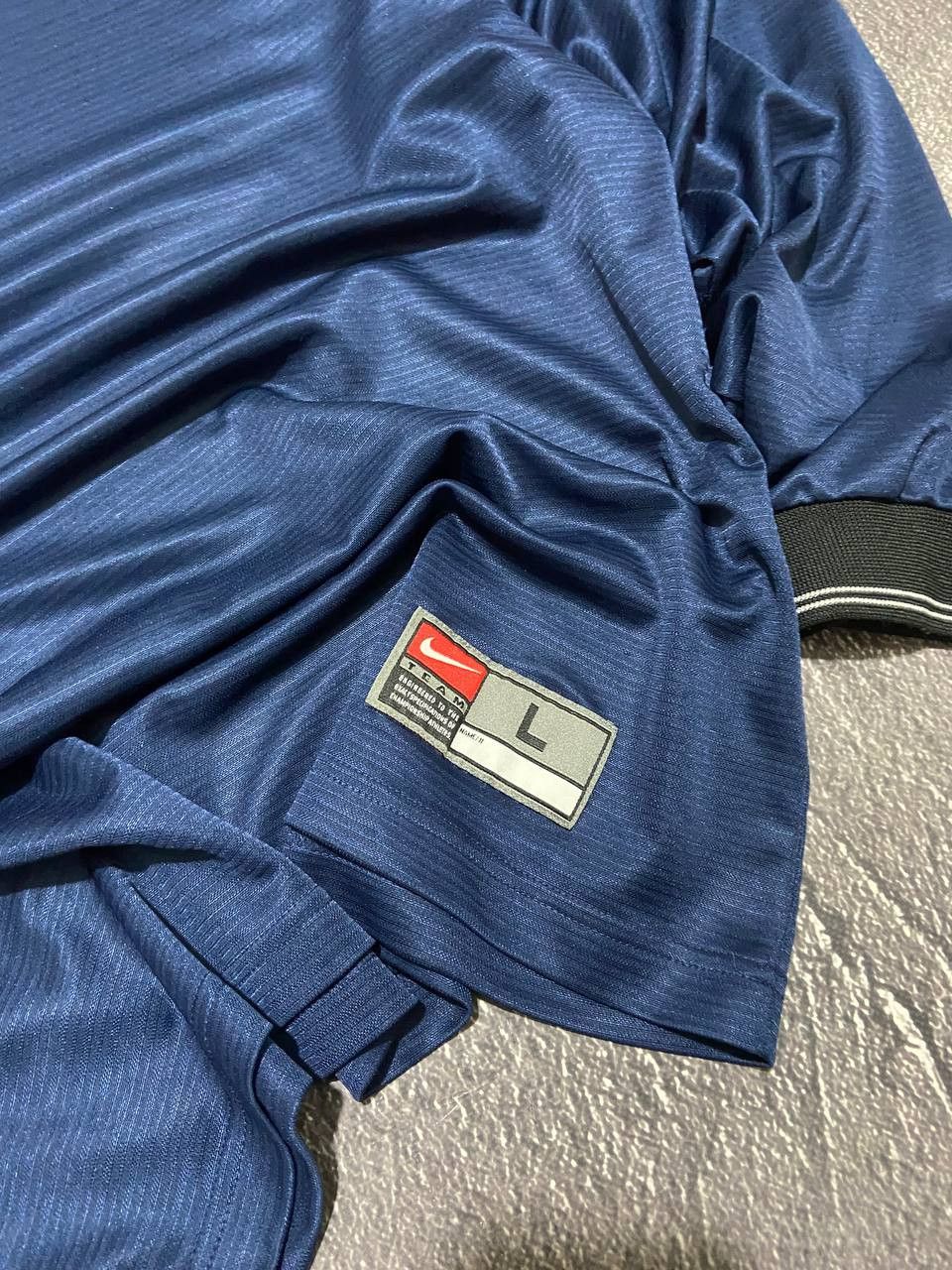 Vintage Vintage Nike team 90s football long sleeve jersey Size US L / EU 52-54 / 3 - 3 Thumbnail