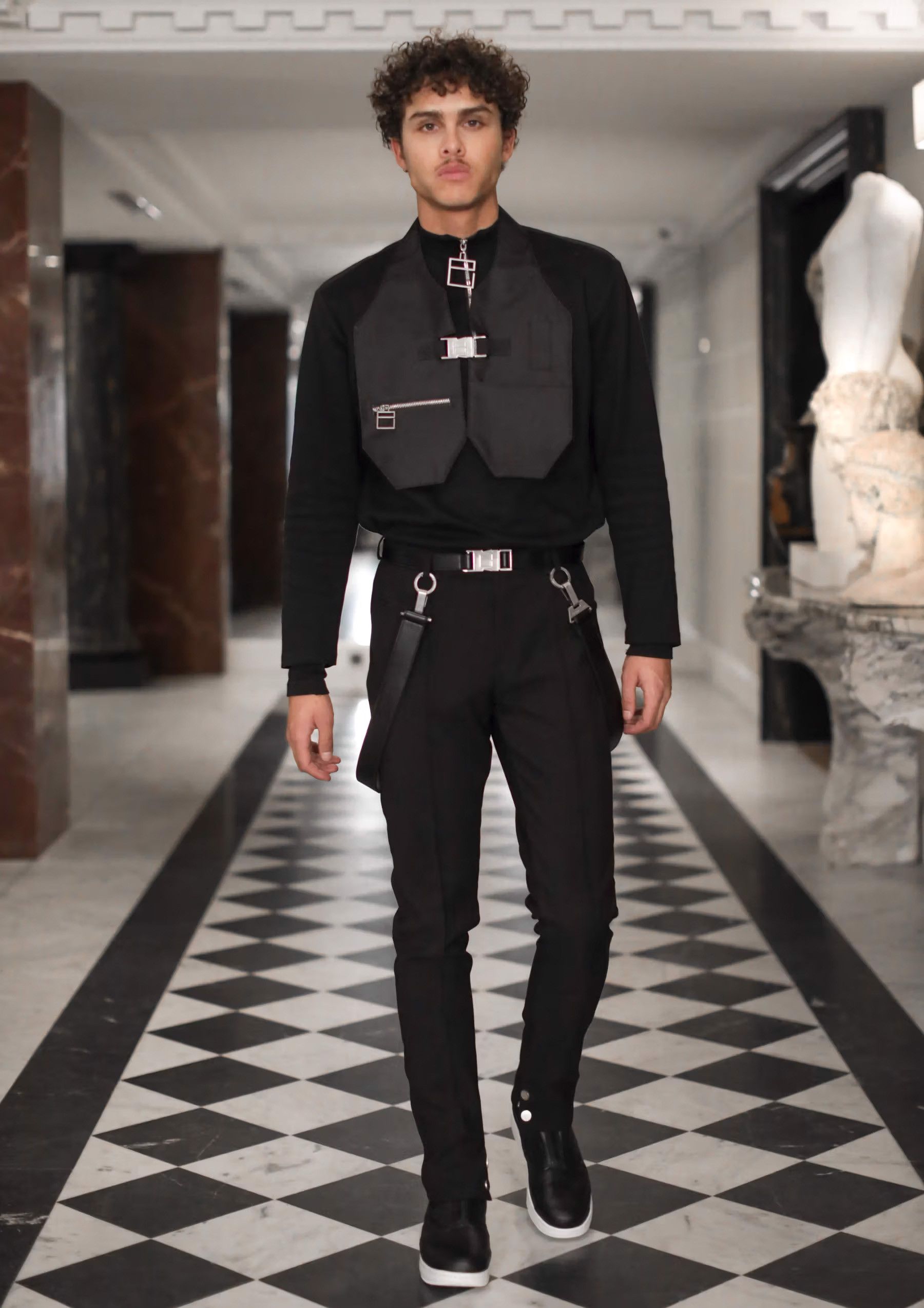 Pieces Uniques PIÈCES UNIQUES AW19 'MOON & SUN' BLACK BONDAGE TROUSERS Size 25" / US 0 / IT 36 - 8 Thumbnail