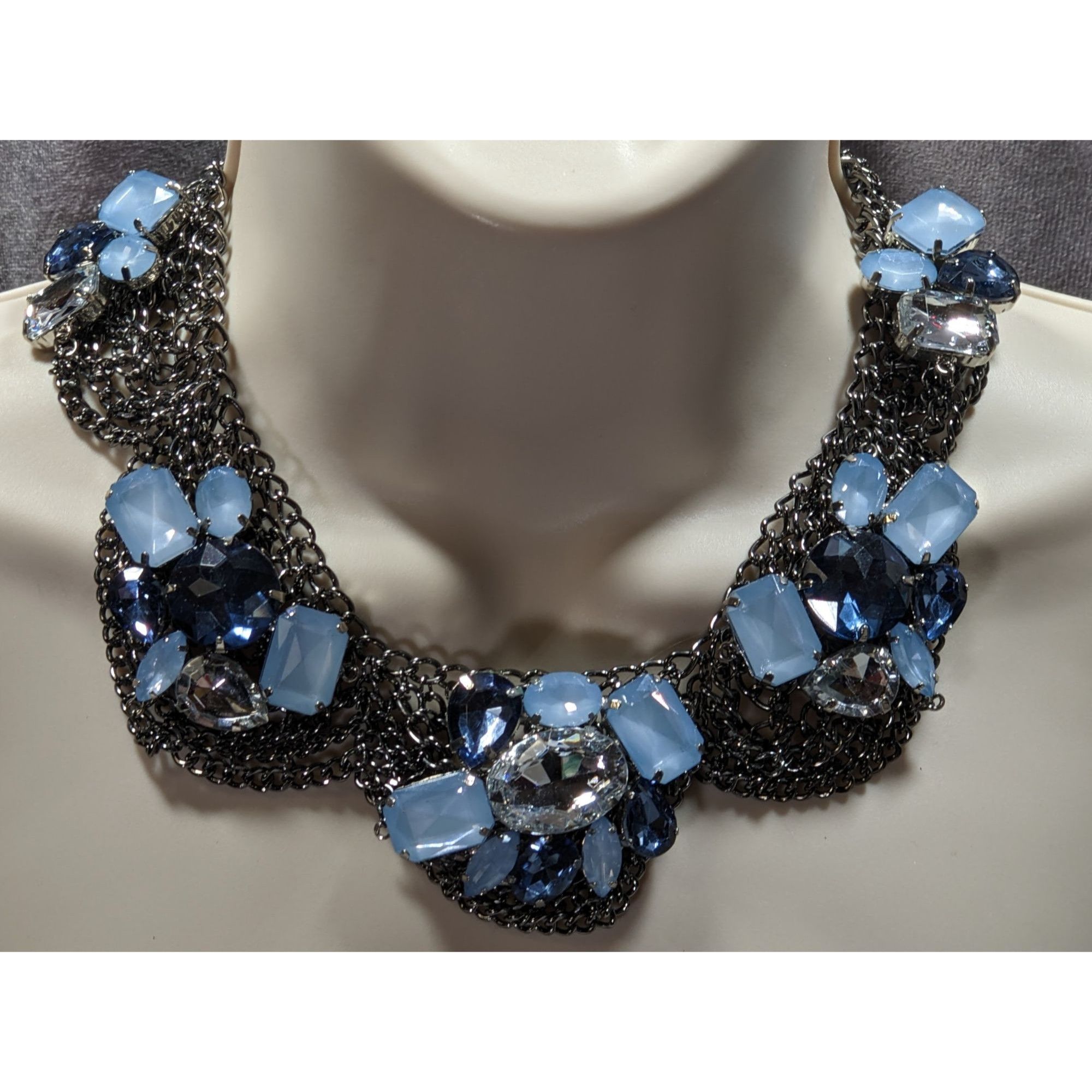 Vera Wang Simply Vera Vera Wang Fairy Glam Blue Gemmed Statement Neckl Size ONE SIZE - 6 Thumbnail