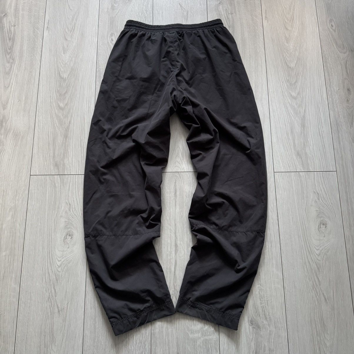 Nike Vintage nike track pants y2k gorpcore sweatpants parachute Size US 30 / EU 46 - 3 Thumbnail
