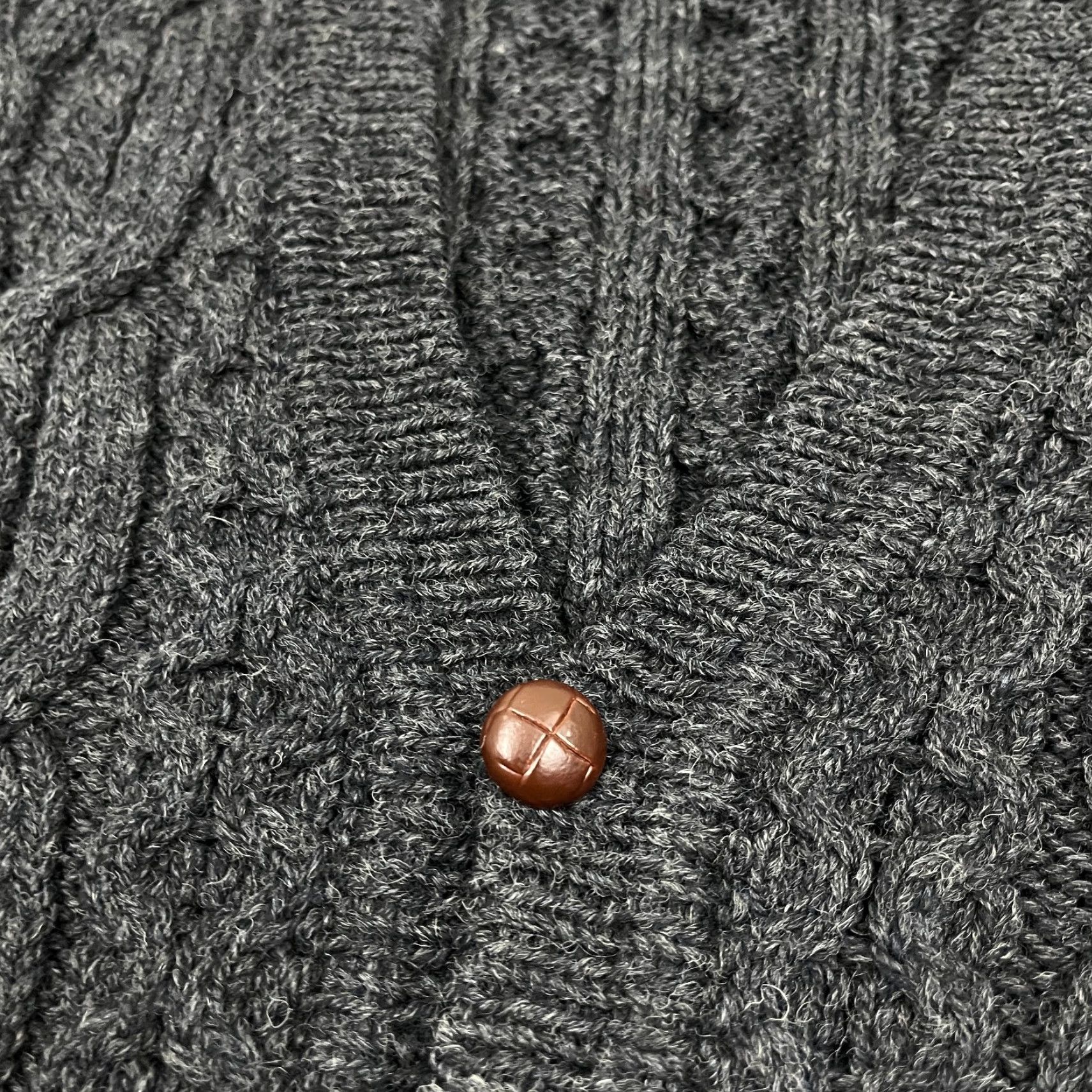 Vintage VINTAGE L.L. Bean Wool Cardigan Mens XL Gray Heavy Cable-Knit V-Neck Sweater Ireland VTG Size US XL / EU 56 / 4 - 7 Thumbnail