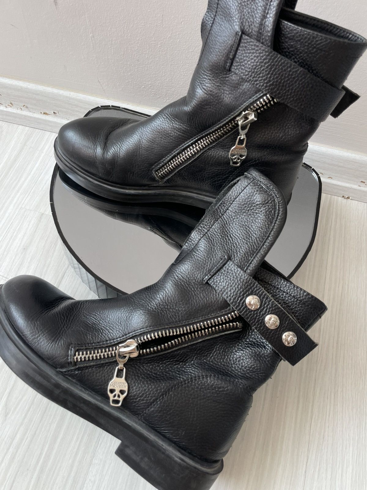 Alexander McQueen Alexander McQueen boots Size US 7.5 / IT 37.5 - 8 Thumbnail