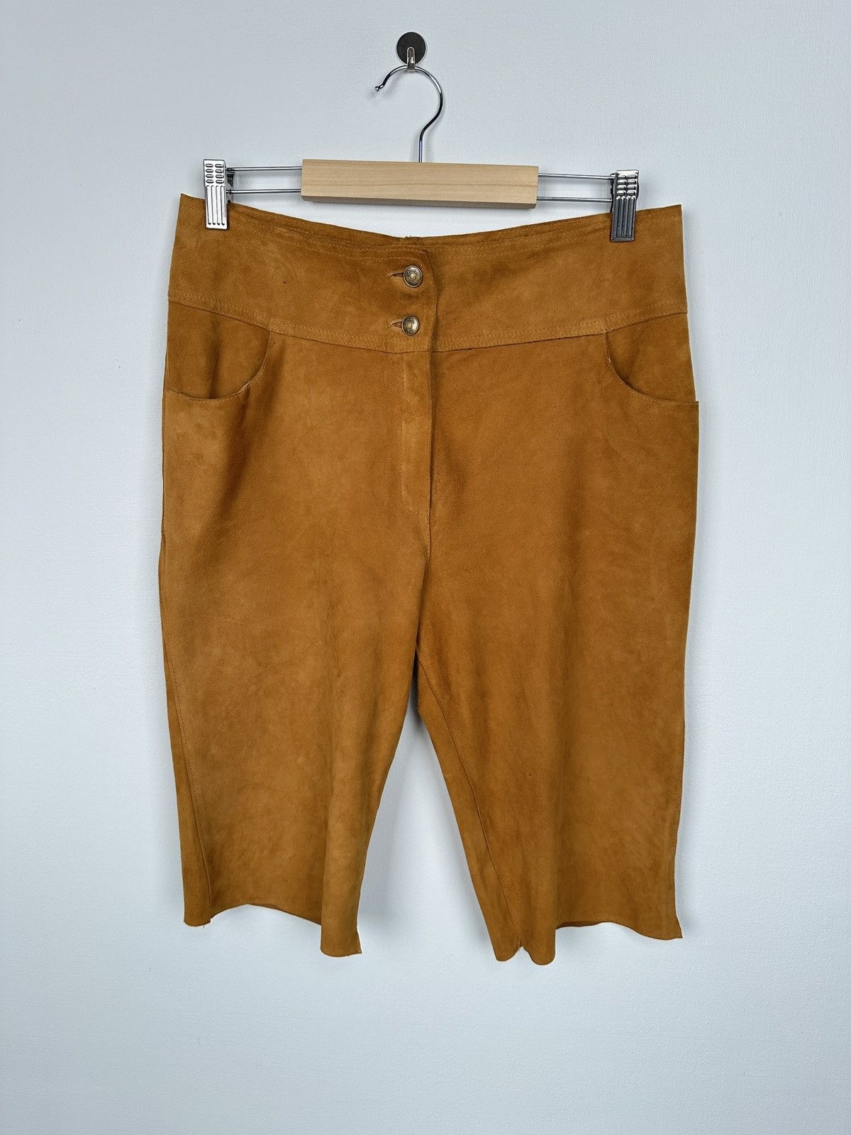Dior SS02 CHRISTIAN DIOR JOHN GALLIANO Suede Leather Brown Shorts Size 30" / US 8 / IT 44 - 1 Thumbnail