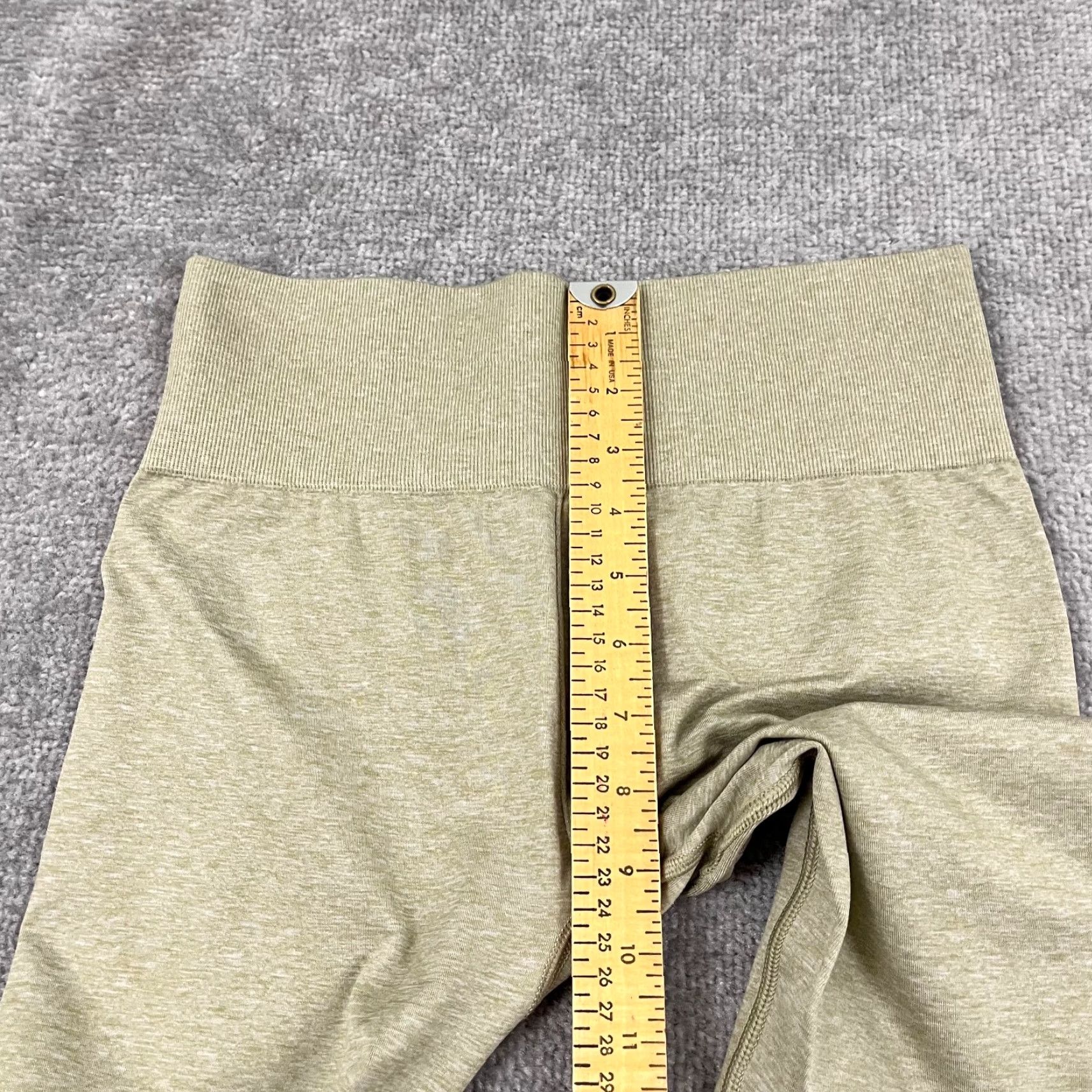 Gymshark Gymshark Leggings Women L Capri Active Yoga Gym Workout Training Size 36" / US 14 / IT 50 - 7 Thumbnail