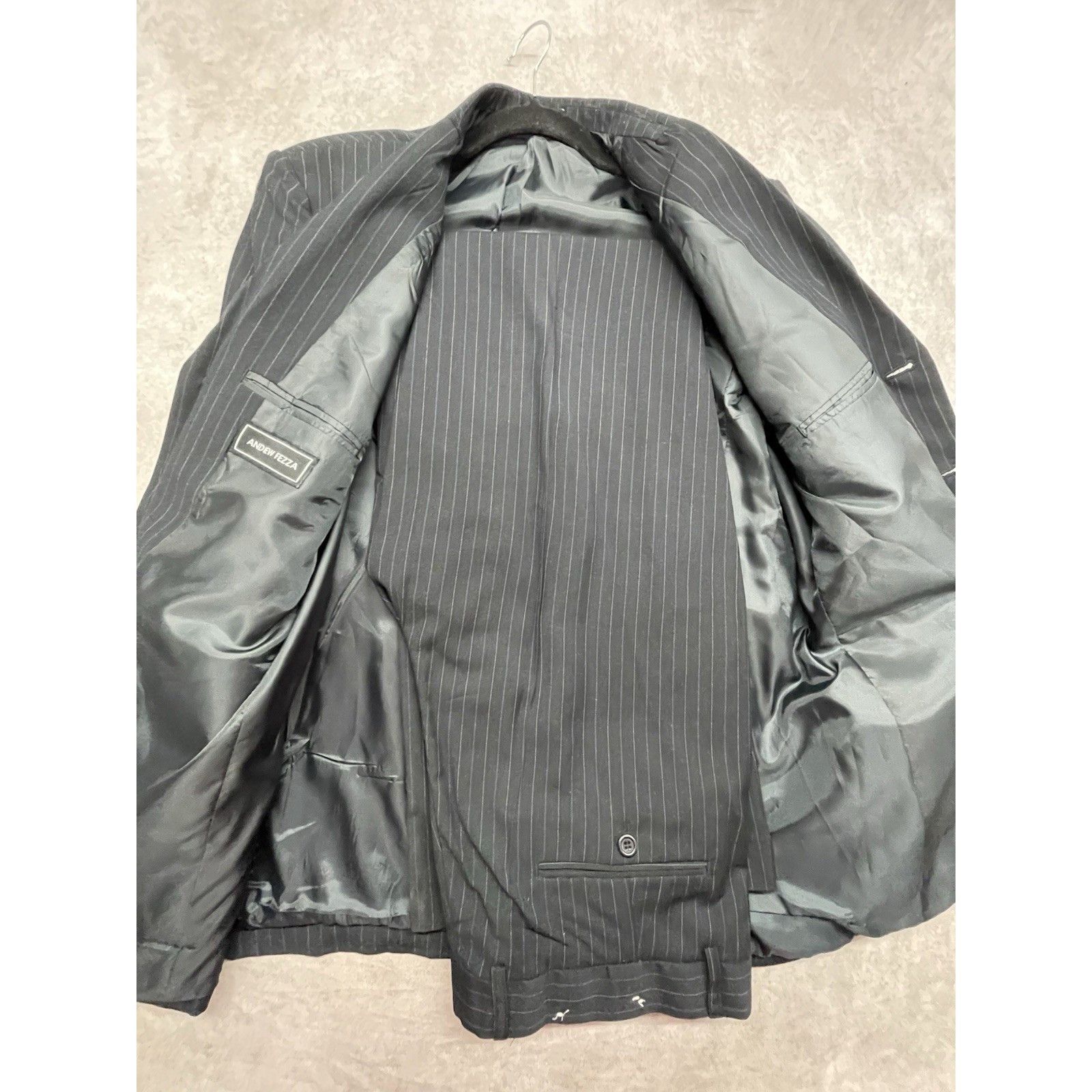 Andrew Fezza NWT Andrew Fezza Black Pinstripe 2PC Suit 36R 3-Button Poly Size 36R - 4 Thumbnail