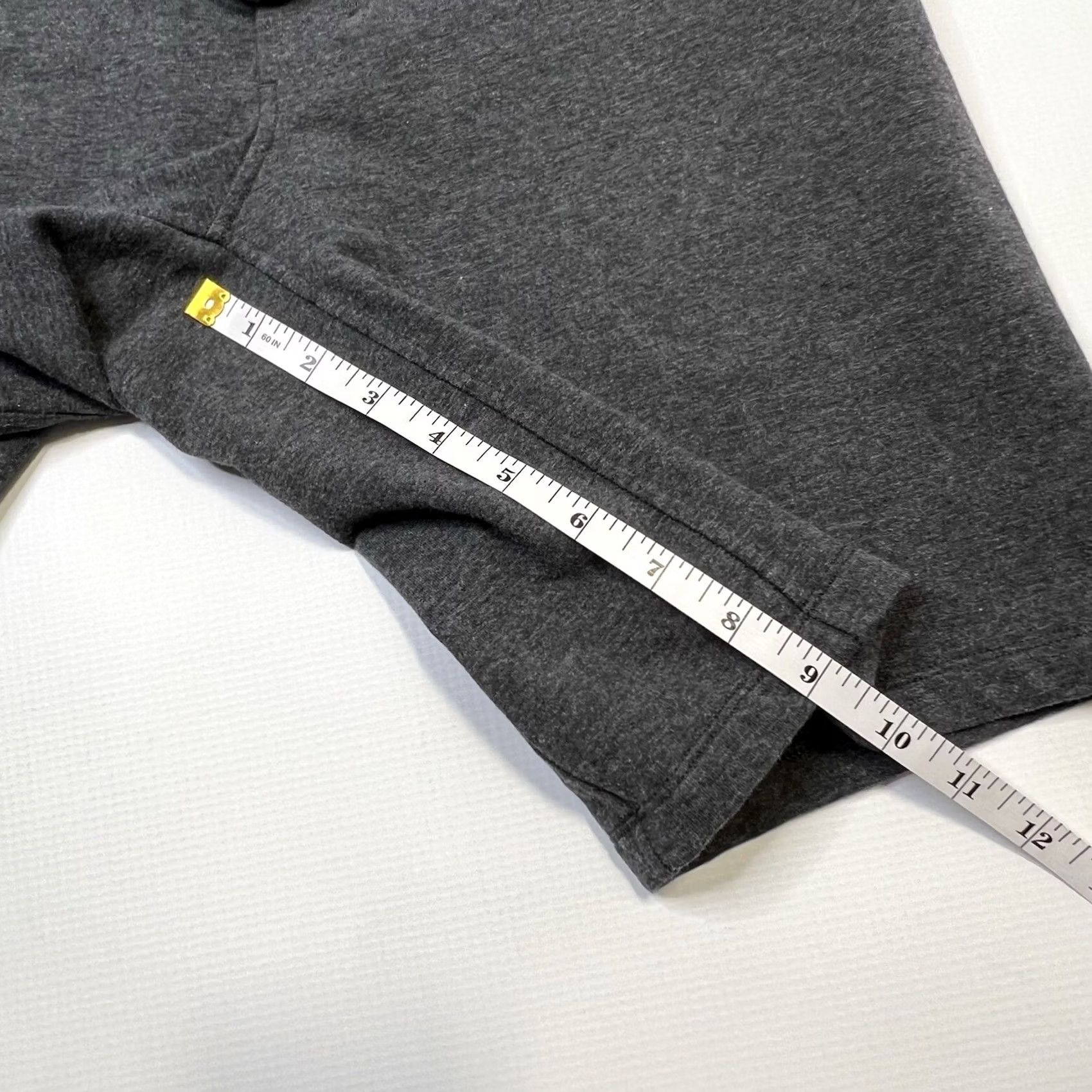 Lululemon Lululemon City Sweat Short Men S Heathered Black 9 in Inseam Drawstring Pockets Regular Fit Weekday City, Sports, Outdoor Mens Size US 29 - 7 Thumbnail