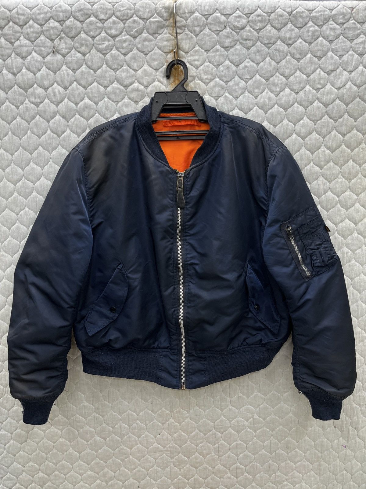 Alpha Industries 🔥🔥🔥STEALS ALPHA INDUSTRIES MA 1 JACKET Size US XL / EU 56 / 4 - 1 Thumbnail