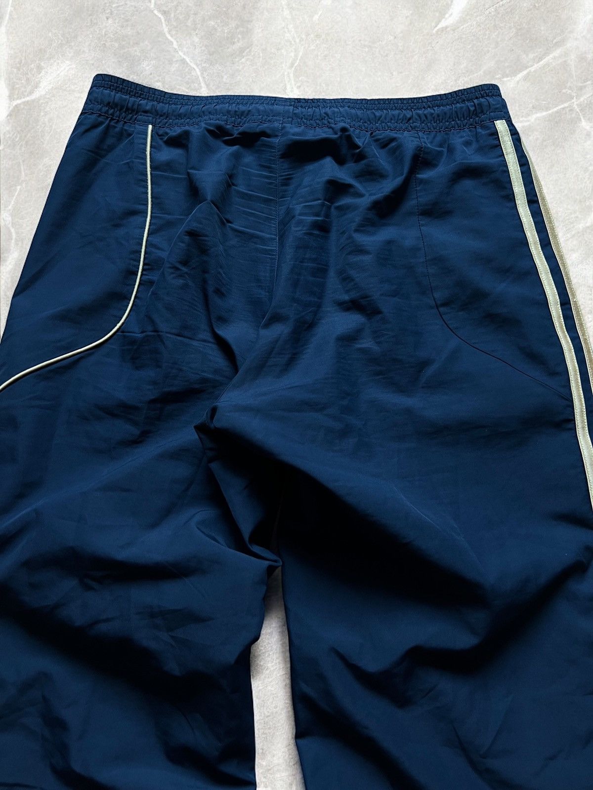 Adidas × Chelsea Soccer ADIDAS CHELSEA 2012 SOCCER TRACK PANTS GOLDEN STRIPE VINTAGE Size US 32 / EU 48 - 7 Thumbnail