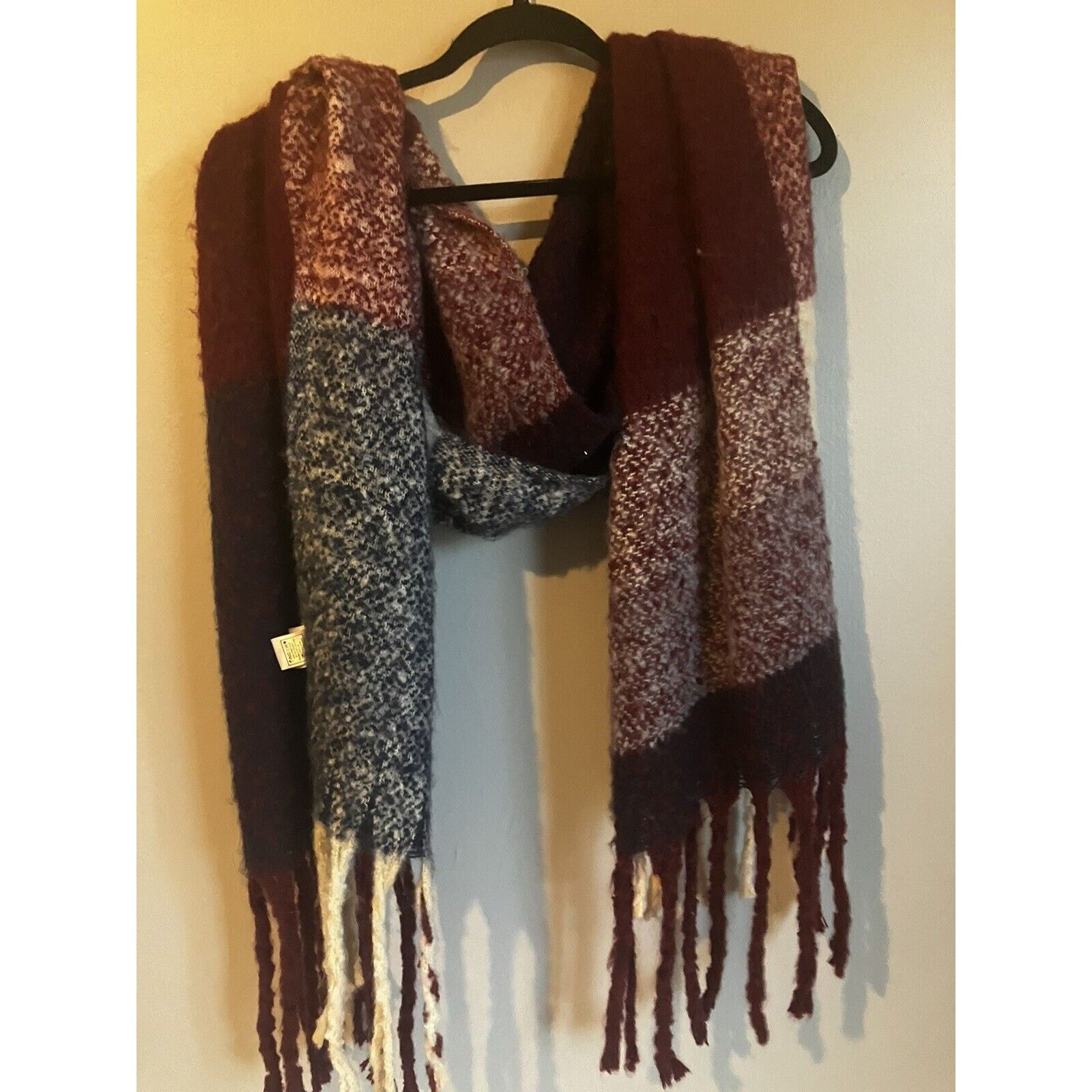 Other Oversized Fashion Apparel Scarf very soft Size ONE SIZE - 2 Thumbnail