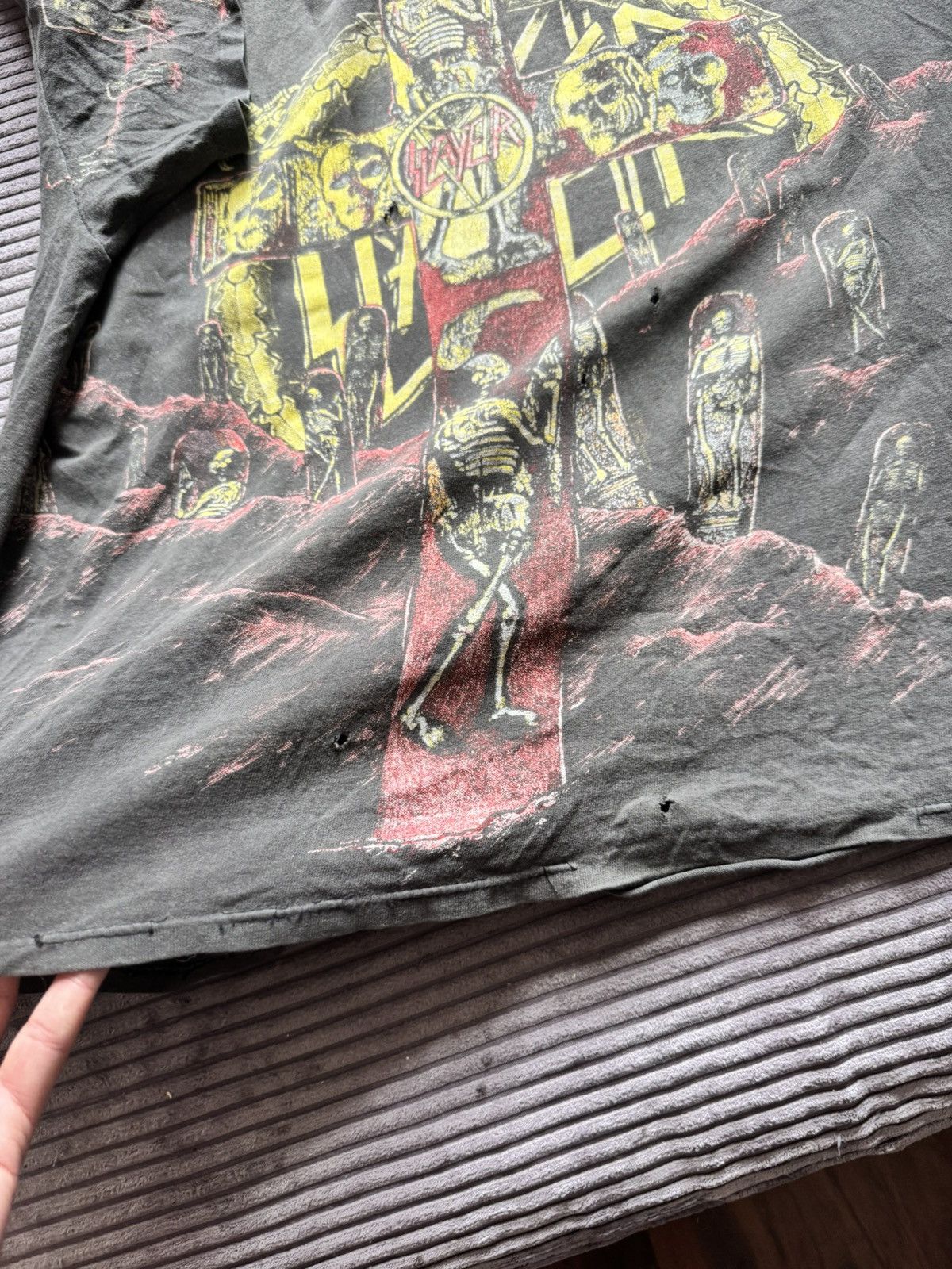 Band Tees 1991 SLAYER PERFECT WASH & THRASHED Metal BAND-Tee AOP 90s Size US XL / EU 56 / 4 - 11 Thumbnail