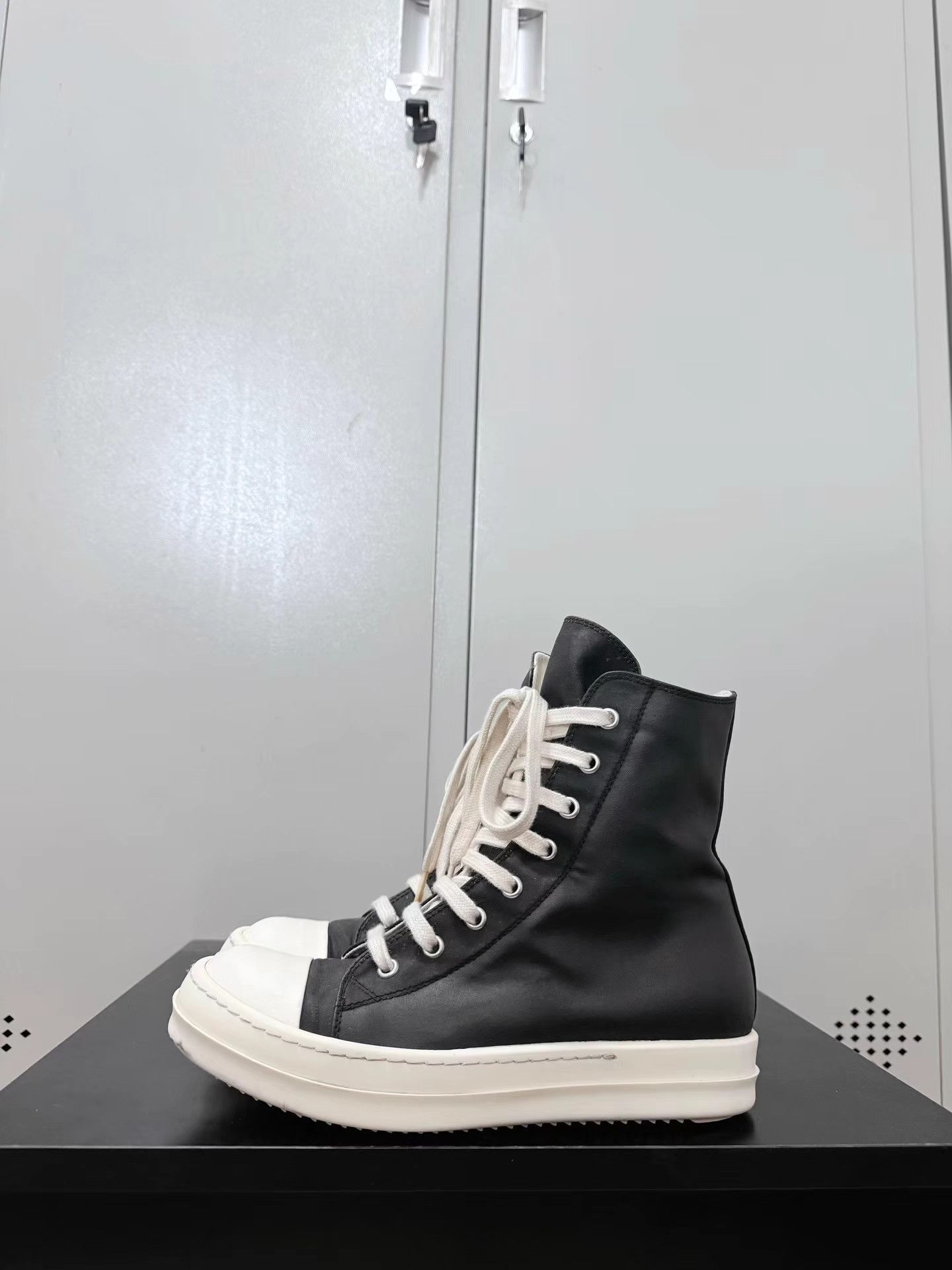 Rick Owens Drkshdw Rick Owens Drkshdw waxed canvas high-top sneakers Size US 6.5 / IT 36.5 - 7 Thumbnail