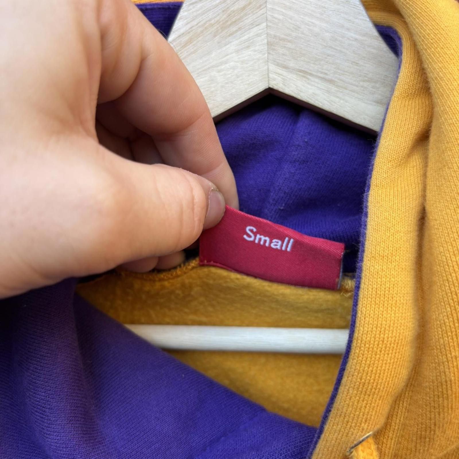 Supreme supreme yellow purple sleeve print hoodie S Size US S / EU 44-46 / 1 - 7 Thumbnail