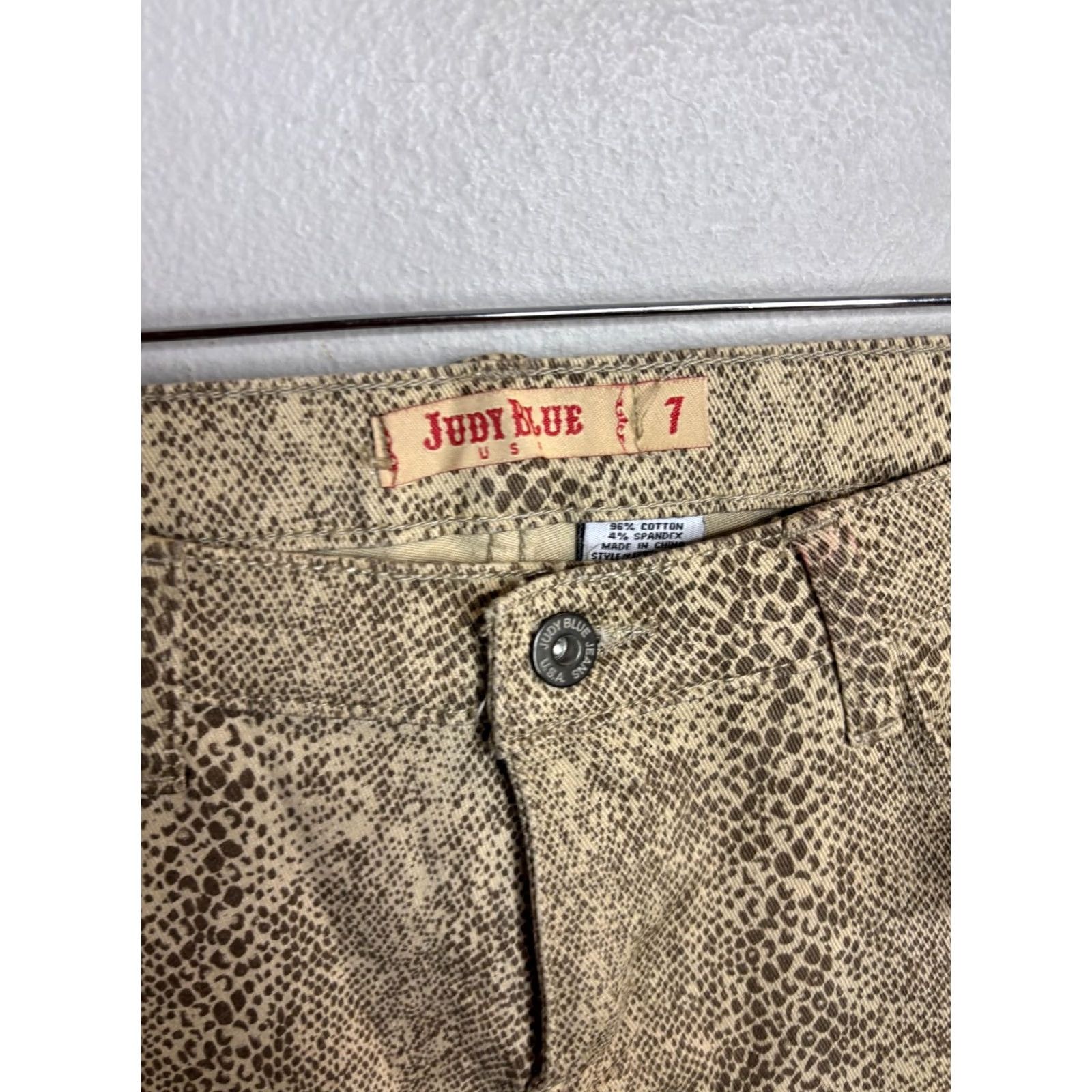 Denime Judy Blue Jeans 5309 Skinny Fit Beige Denim 31x30 5-Pocket Embroidered Stars Women Regular Size 7 Size 28" / US 6 / IT 42 - 2 Thumbnail