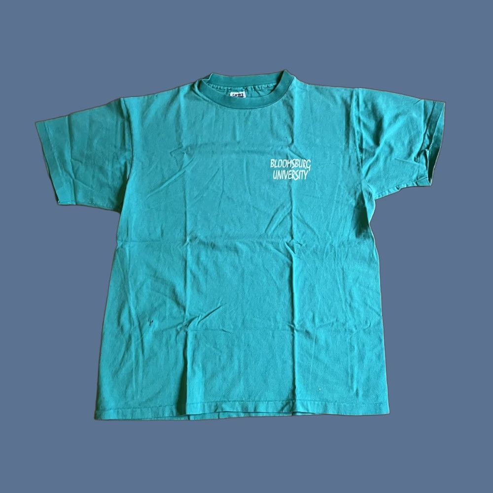 Anvil VINTAGE Anvil Bloomsburg University Shirt Mens XL Green 90s College Crew Neck Short Sleeve Jersey Cotton Logo T-Shirt Size US XL / EU 56 / 4 - 1 Thumbnail
