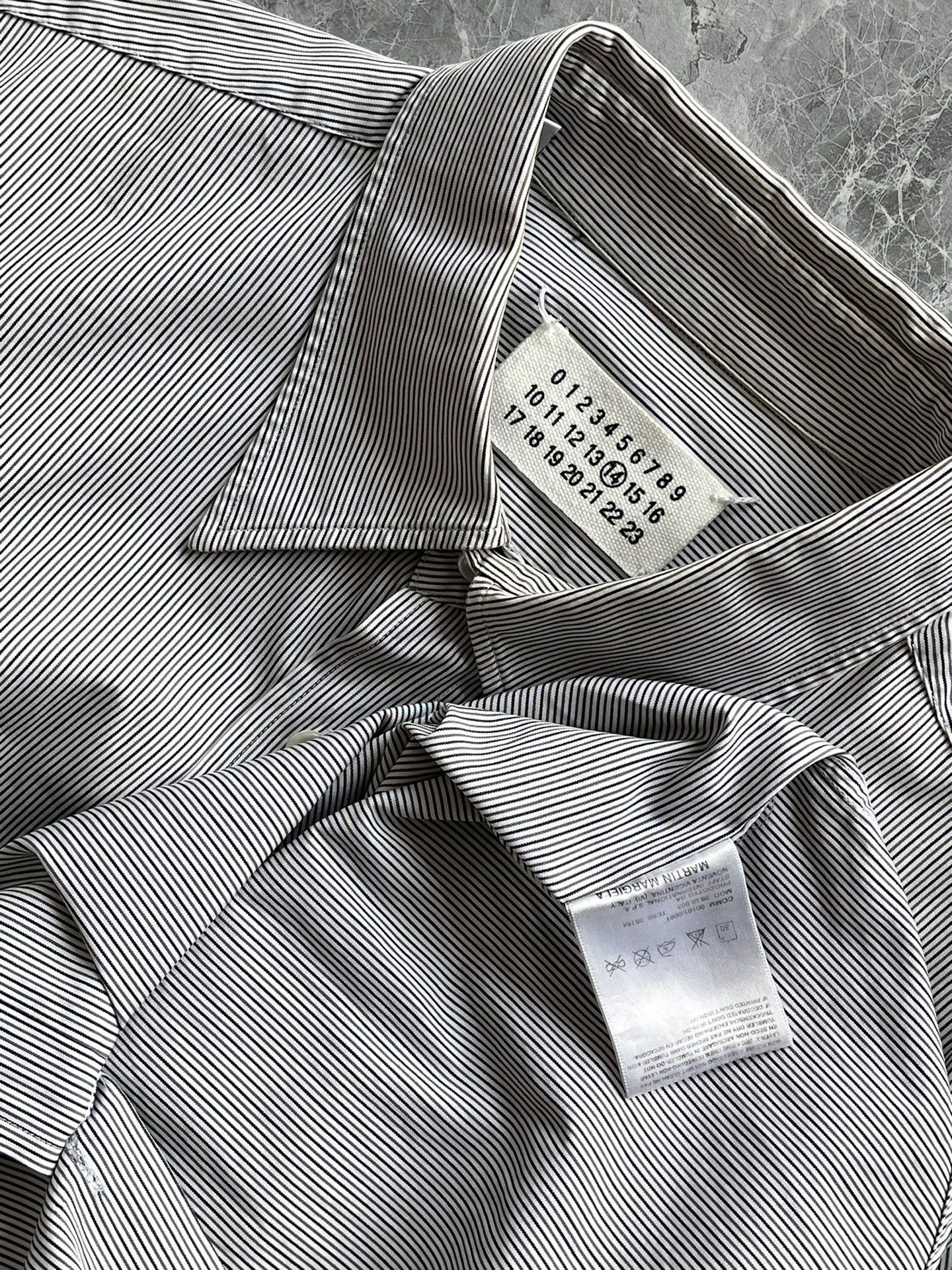 Maison Margiela Maison Margiela Size IV/50 05ss striped shirt sizeIV/50 250 Size US M / EU 48-50 / 2 - 4 Thumbnail