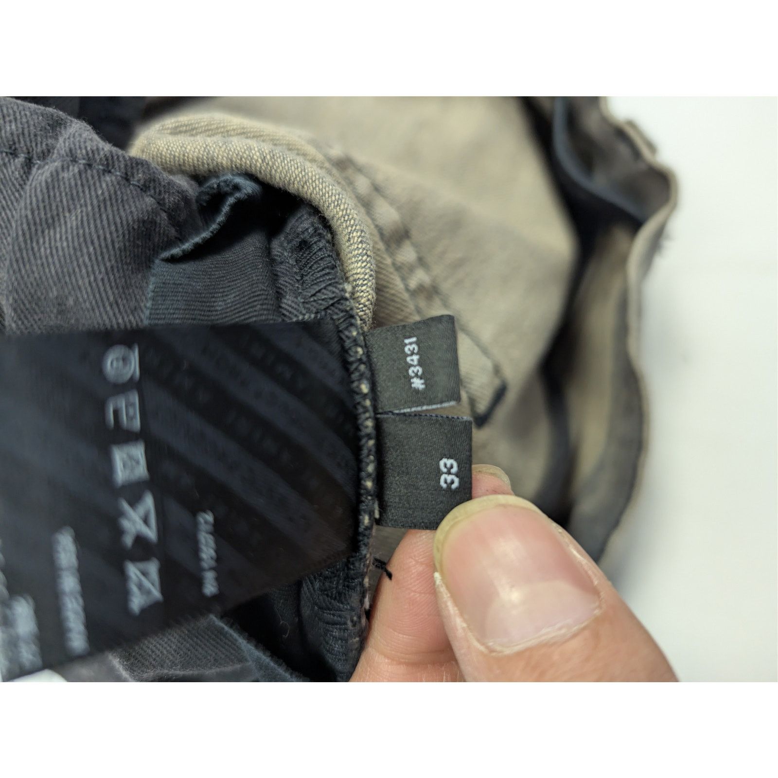 Amiri o1rshd1 Q:3 / Military Stencil Jean Denim Jeans in Grey 33 Size US 33 - 19 Thumbnail