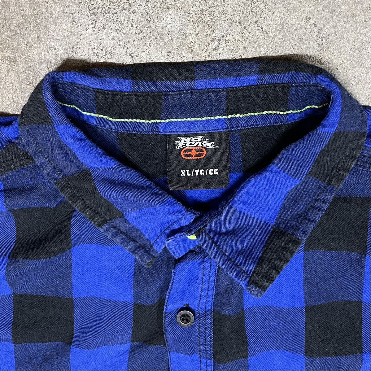 No Fear Vintage No Fear Embroidered Button Up Flannel Y2K Size US XL / EU 56 / 4 - 6 Thumbnail